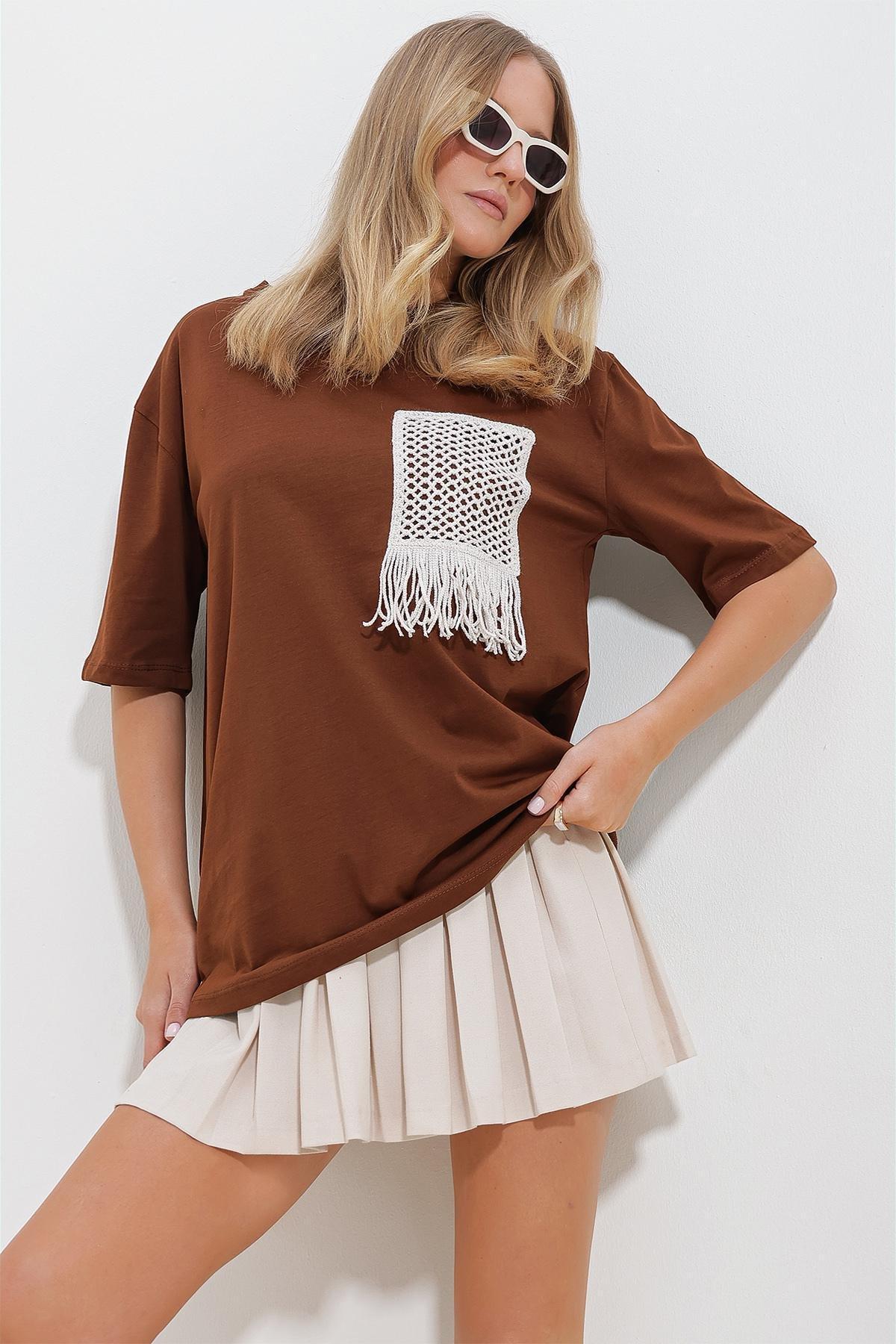 Brown Crew Neck Knitted T-Shirt, Brown, large image number 0