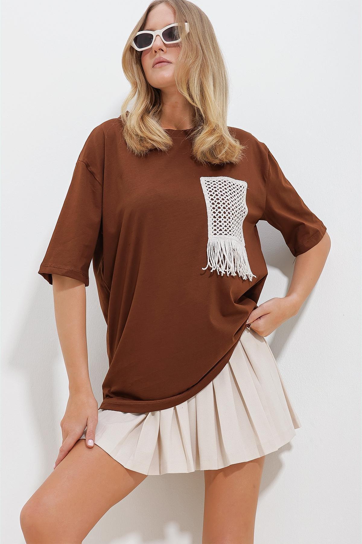 Brown Crew Neck Knitted T-Shirt, Brown, large image number 3