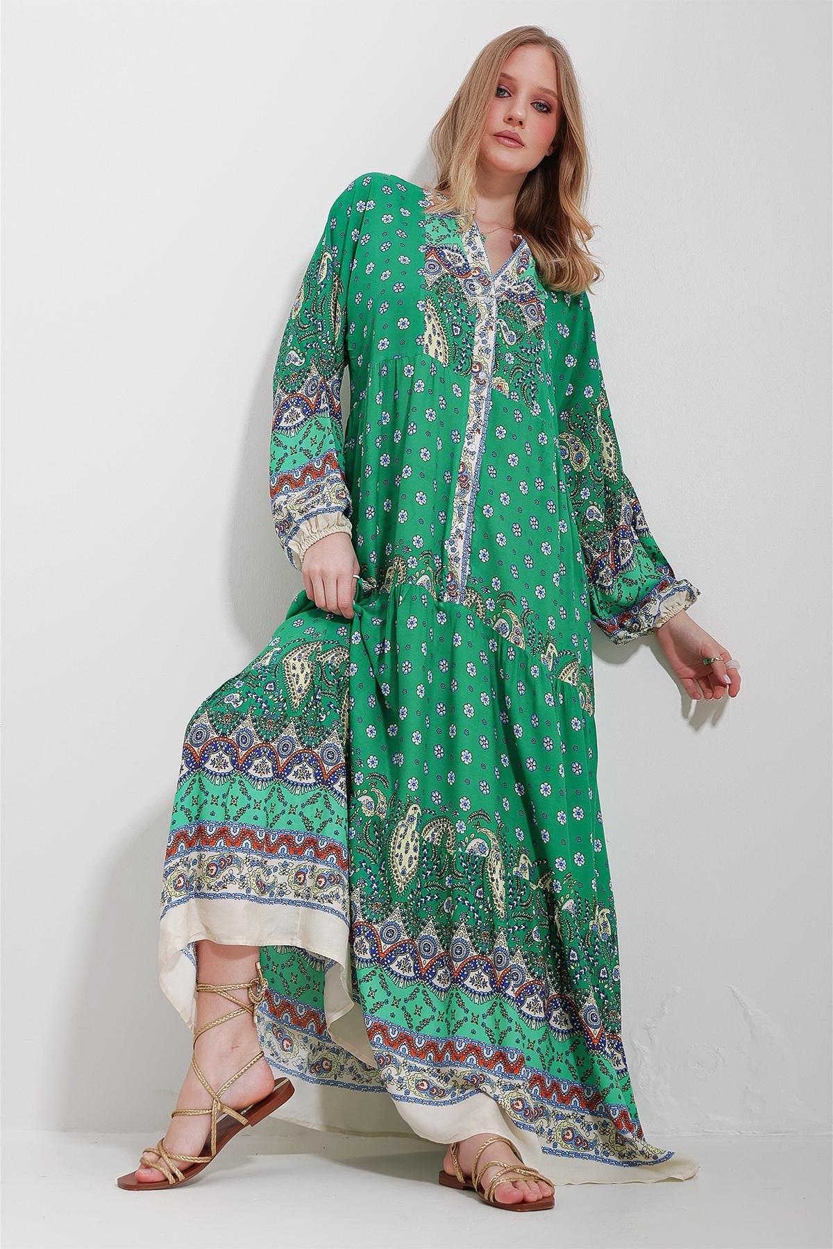 Green Ethnic Print Maxi Dress, , large image number 5