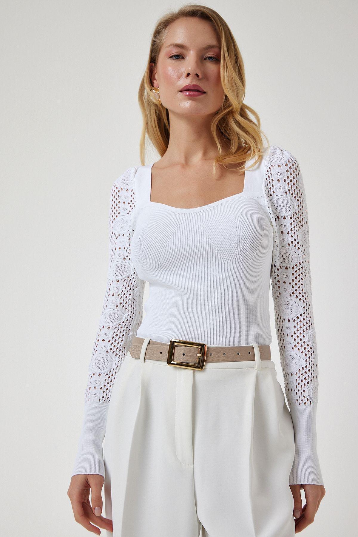White Heart Neck Knitwear Blouse, C101_5696, large image number 3