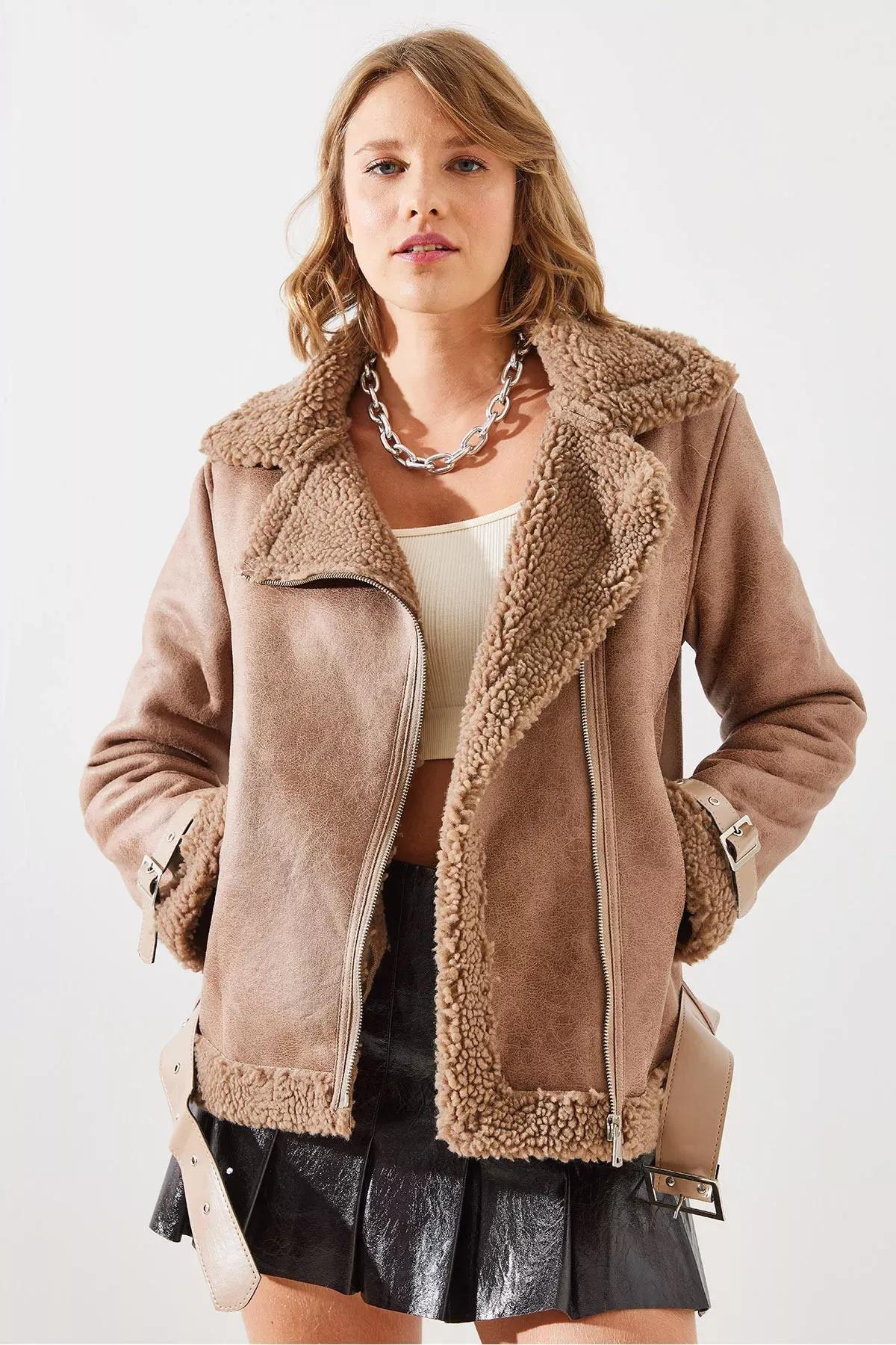 Brown Belt Detail Laminated Coat, CAMEL, large image number 4