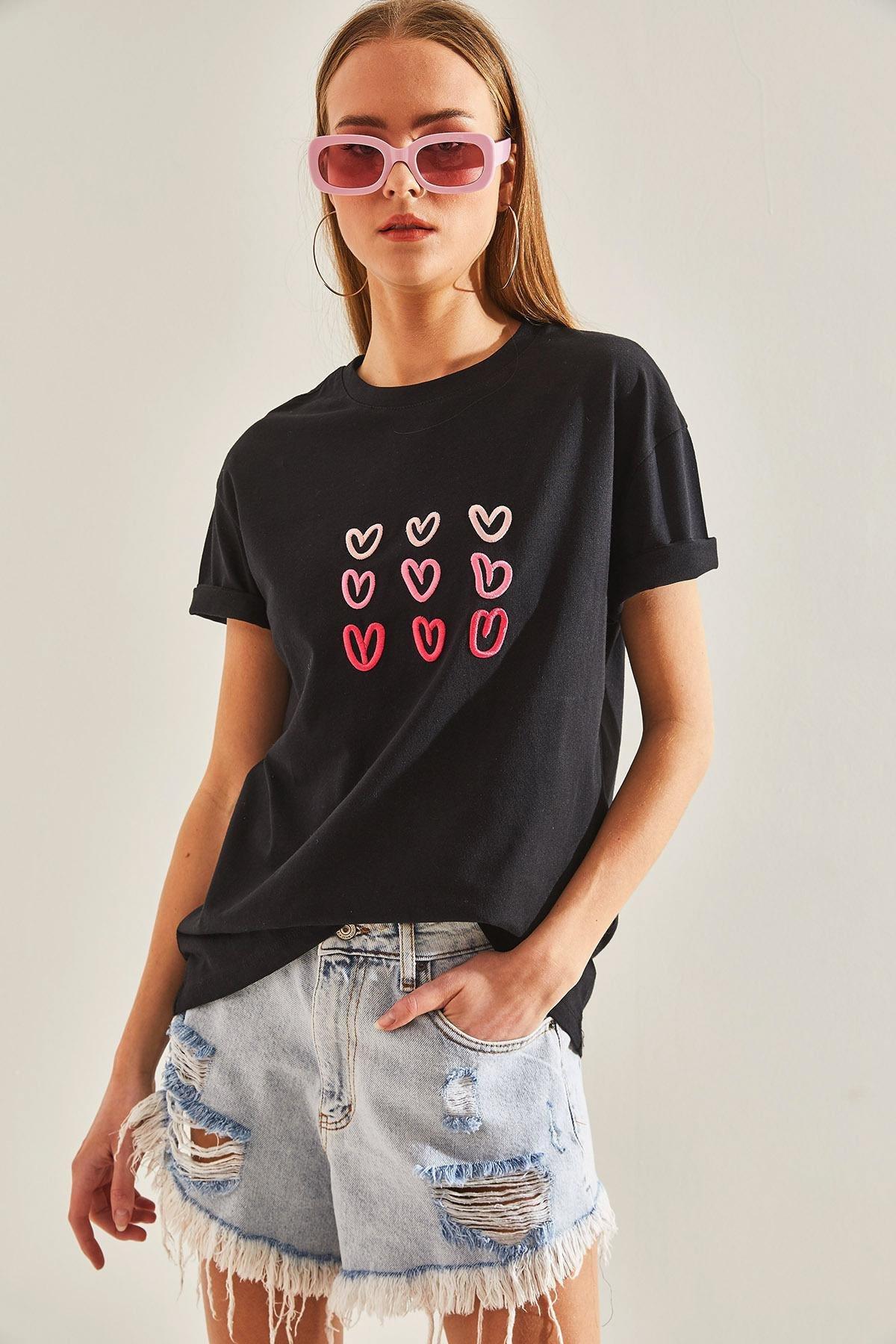 Black Heart Printed T-Shirt, , large image number 4