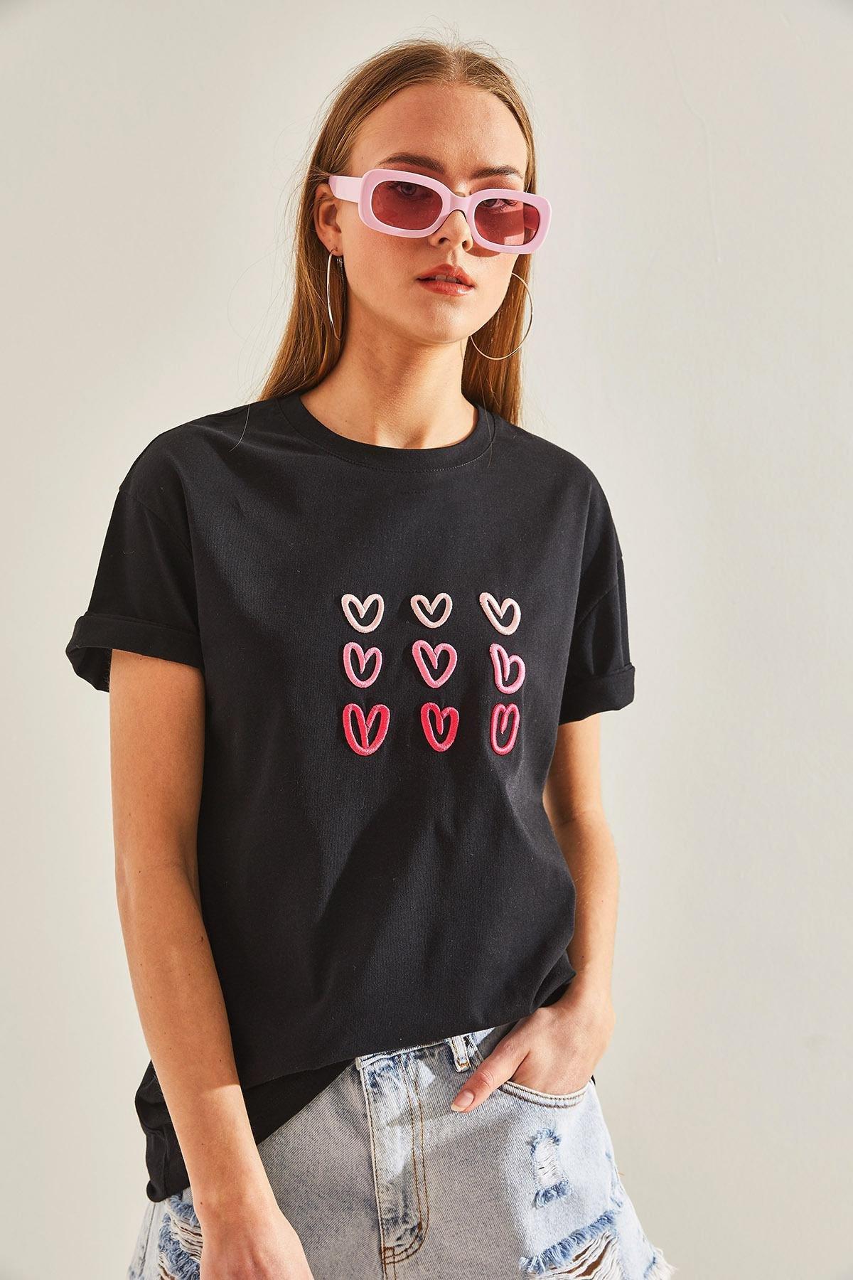 Black Heart Printed T-Shirt, , large image number 5