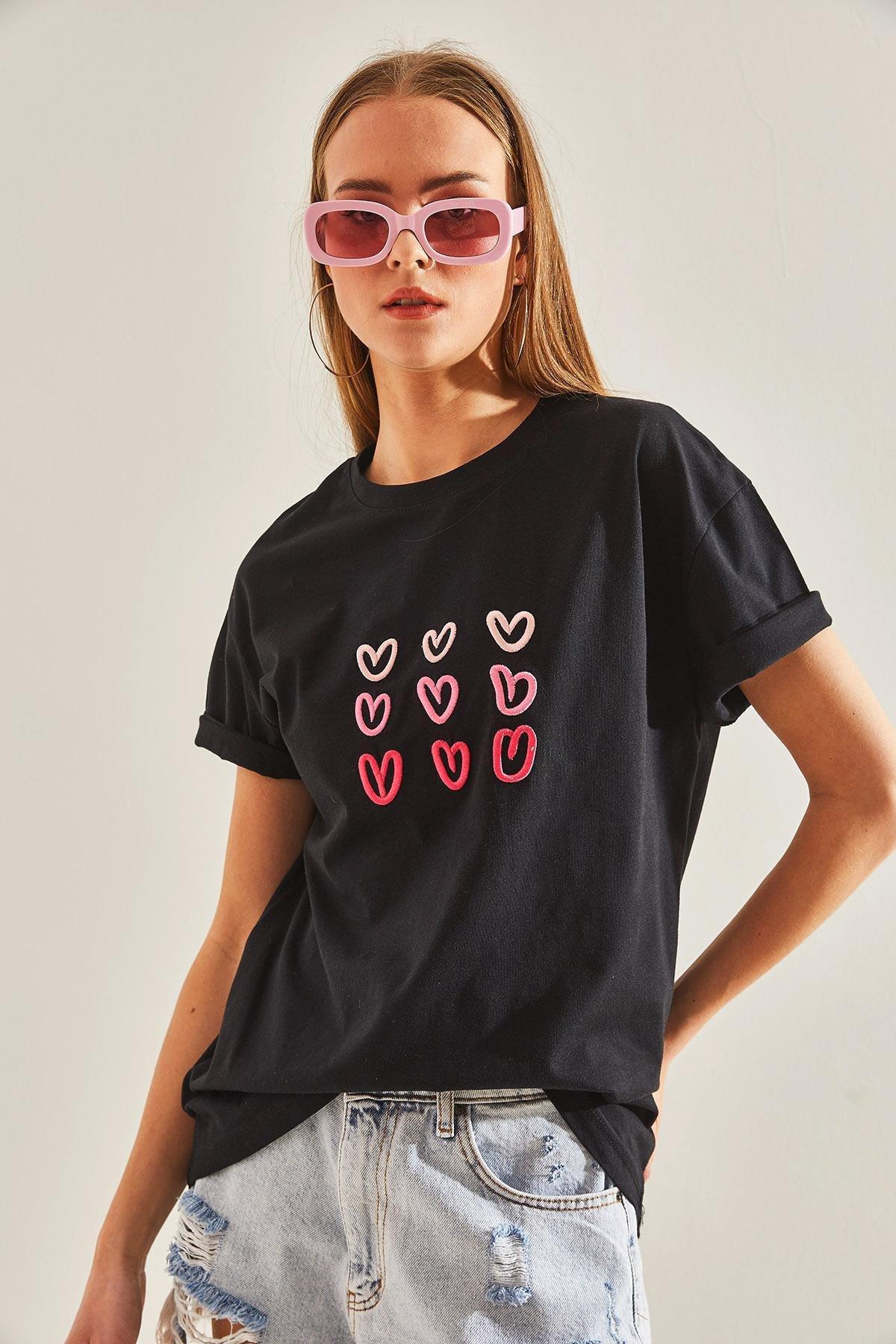 Black Heart Printed T-Shirt, , large image number 6