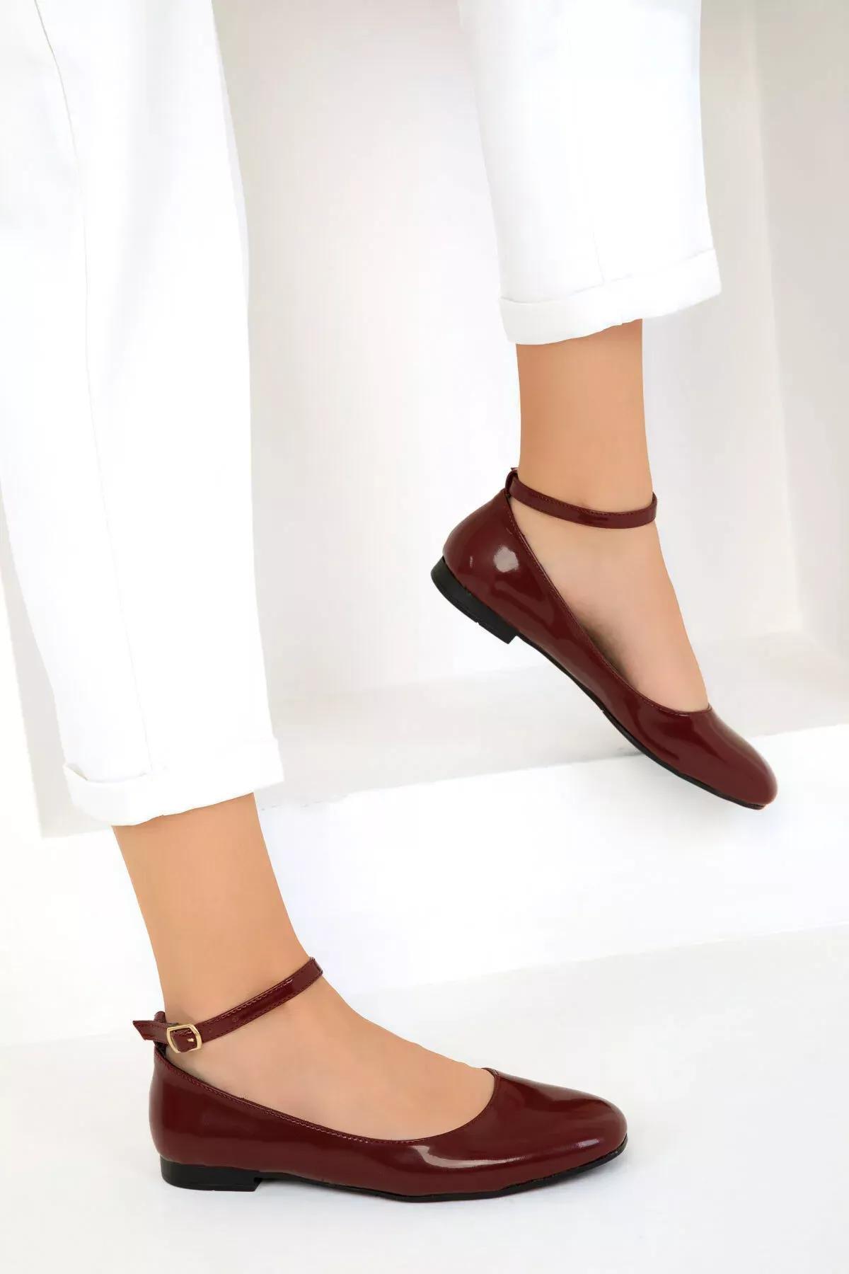 Burgundy Patent Leather Flats, C101_3143, large image number 0