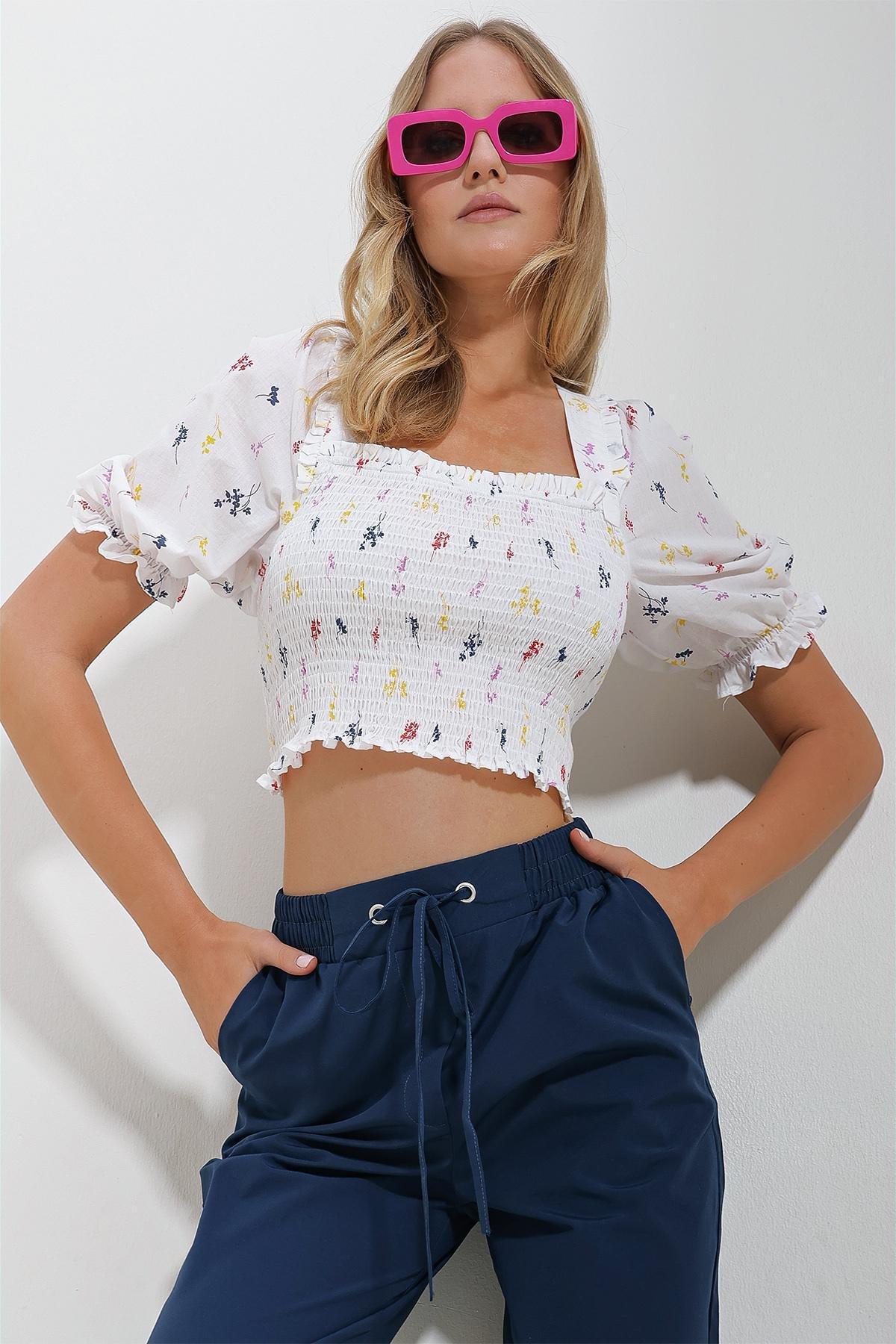 Square Neck Floral Blouse, , large image number 2