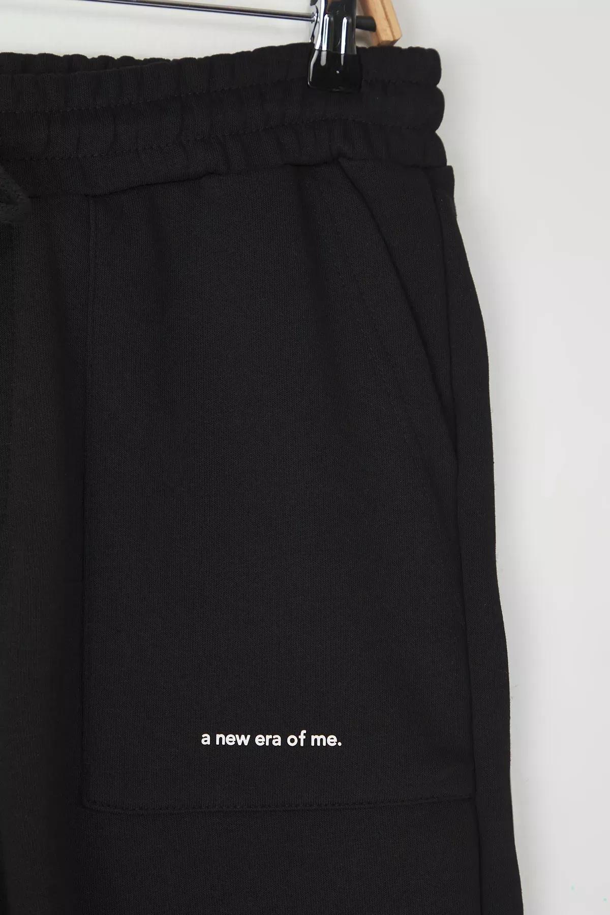 Black Text Printed Shorts & Bermuda, BLACK, large image number 6