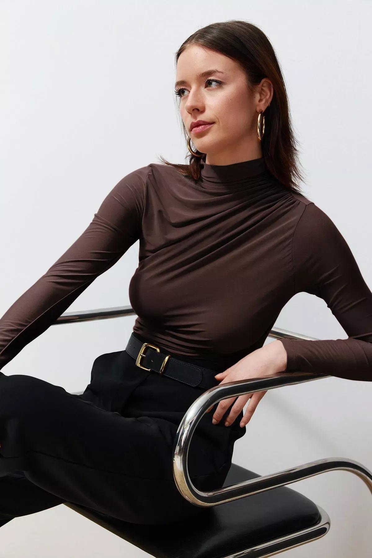 Brown Pleated Square Neck Blouse, Brown, large image number 3