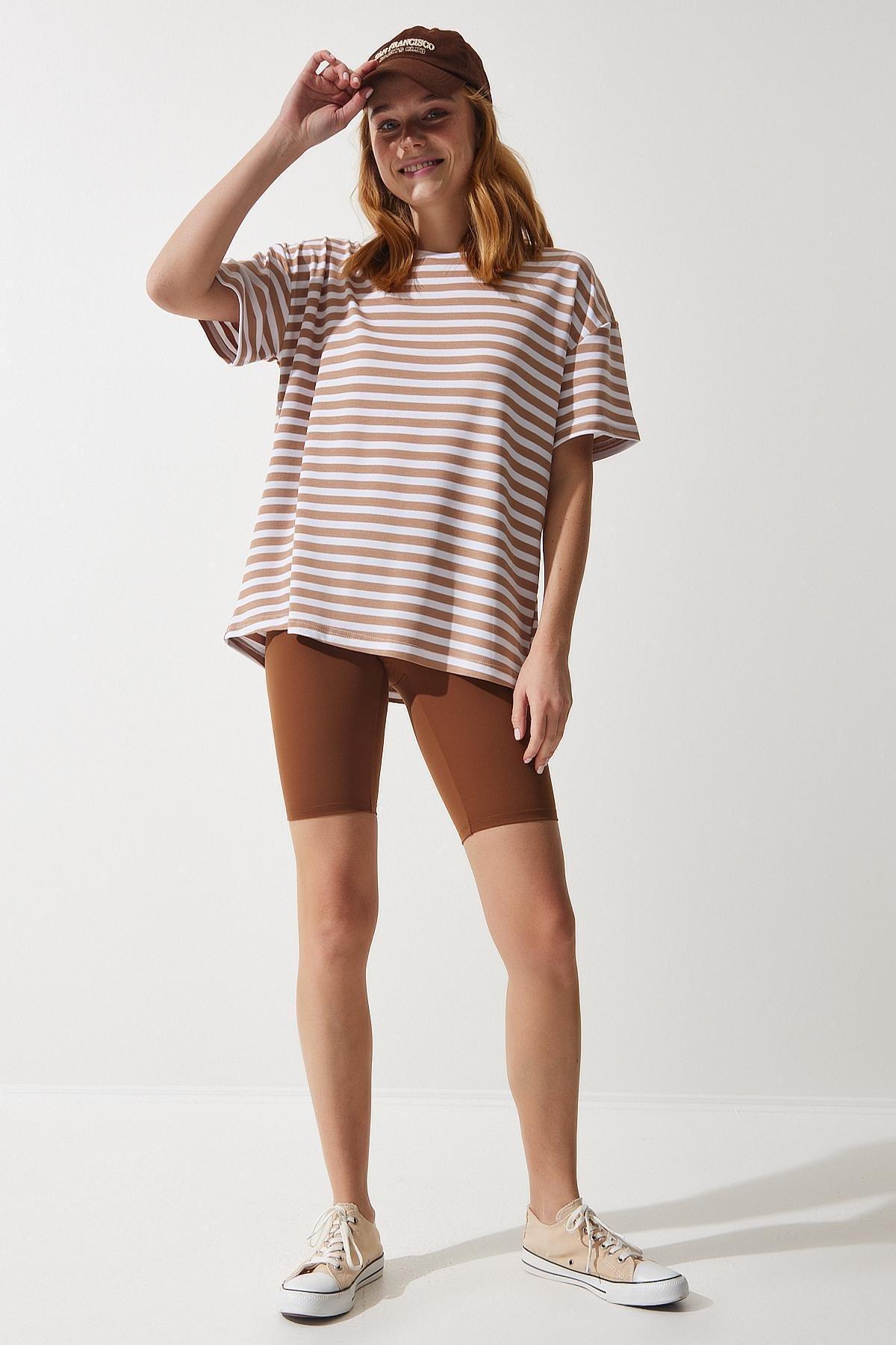 Biscuit Crew Neck Striped Oversize Knitted T-Shirt, , large image number 0