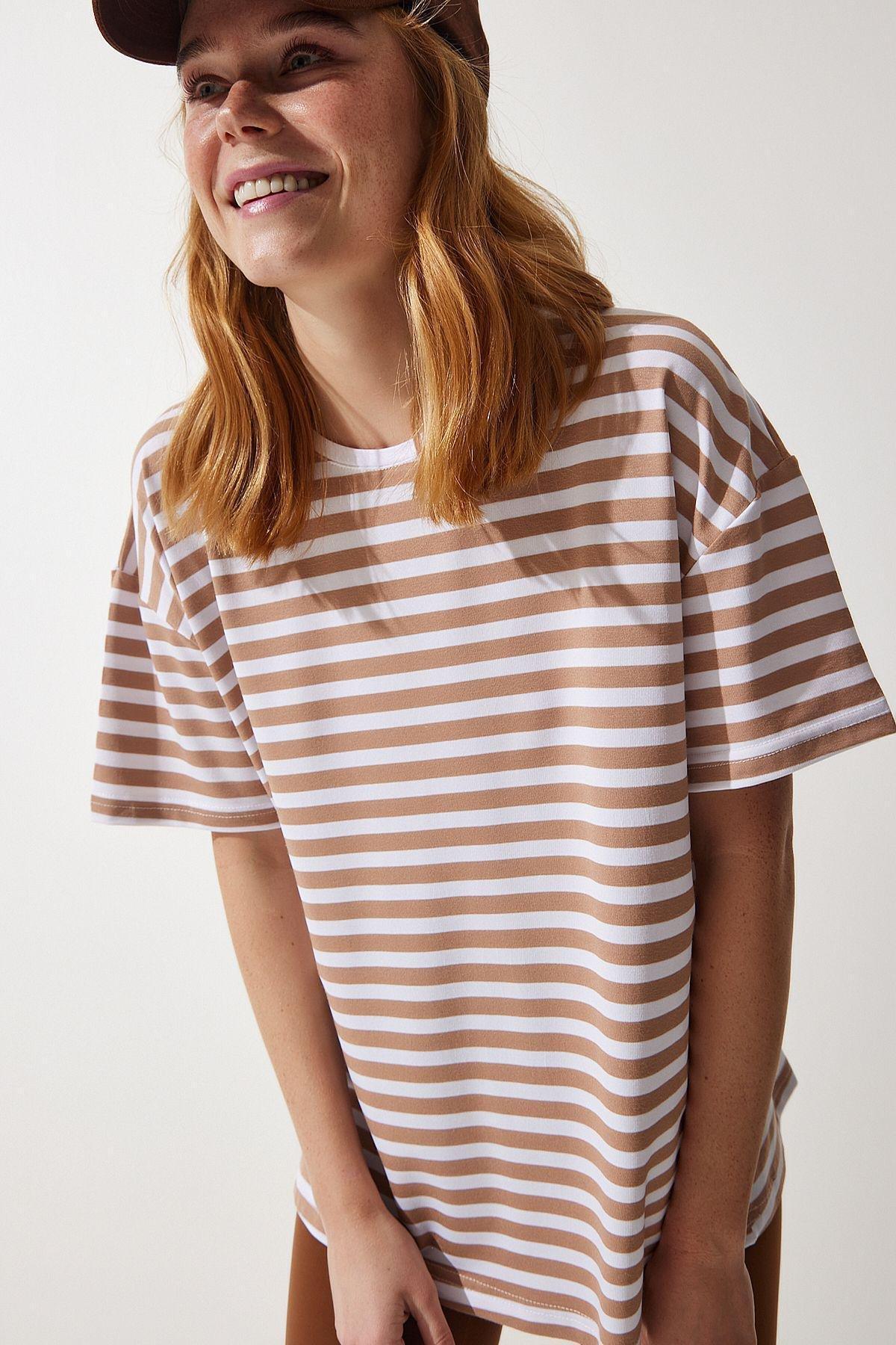 Biscuit Crew Neck Striped Oversize Knitted T-Shirt, , large image number 1