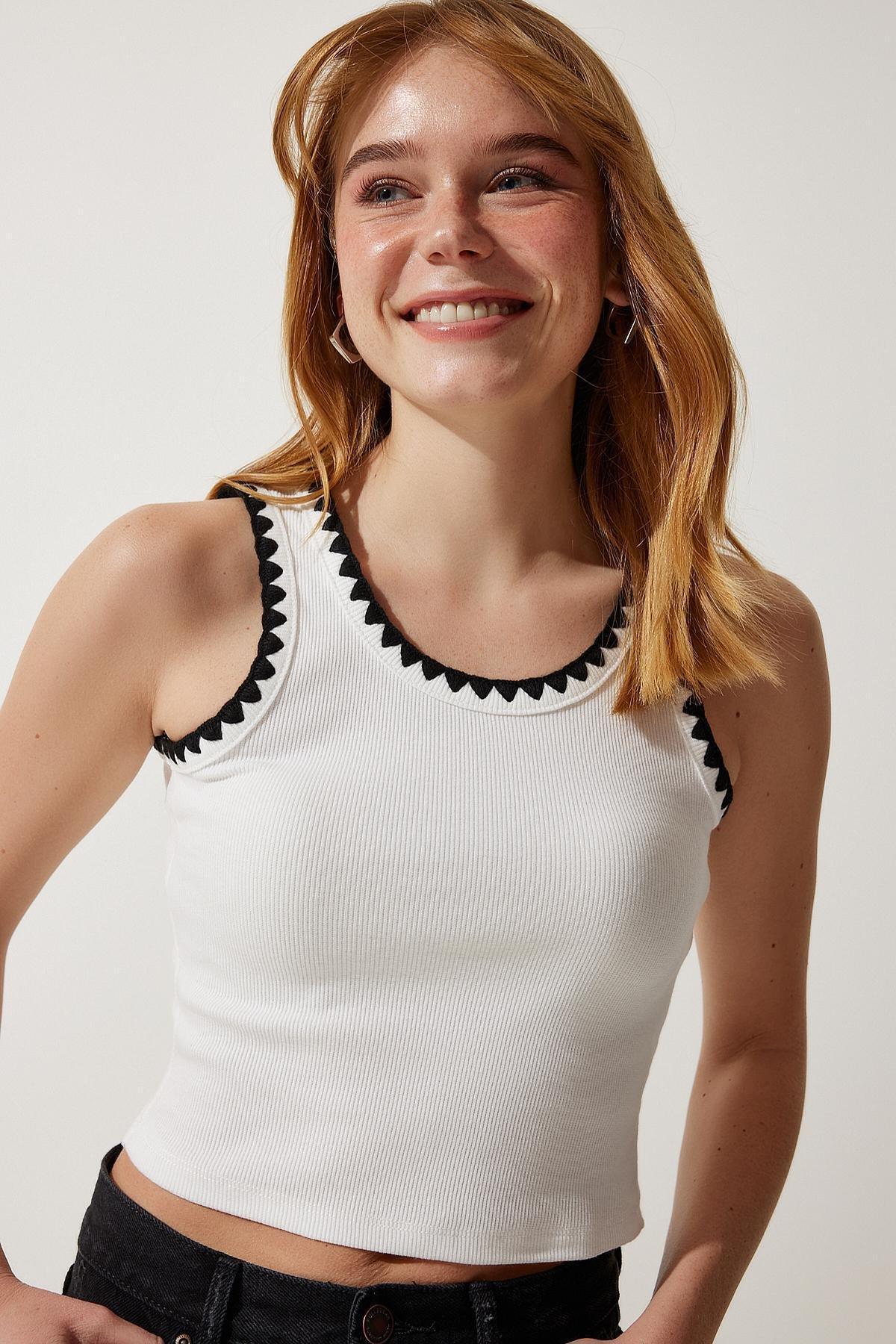 White Plain Crop Shirt, , large image number 7