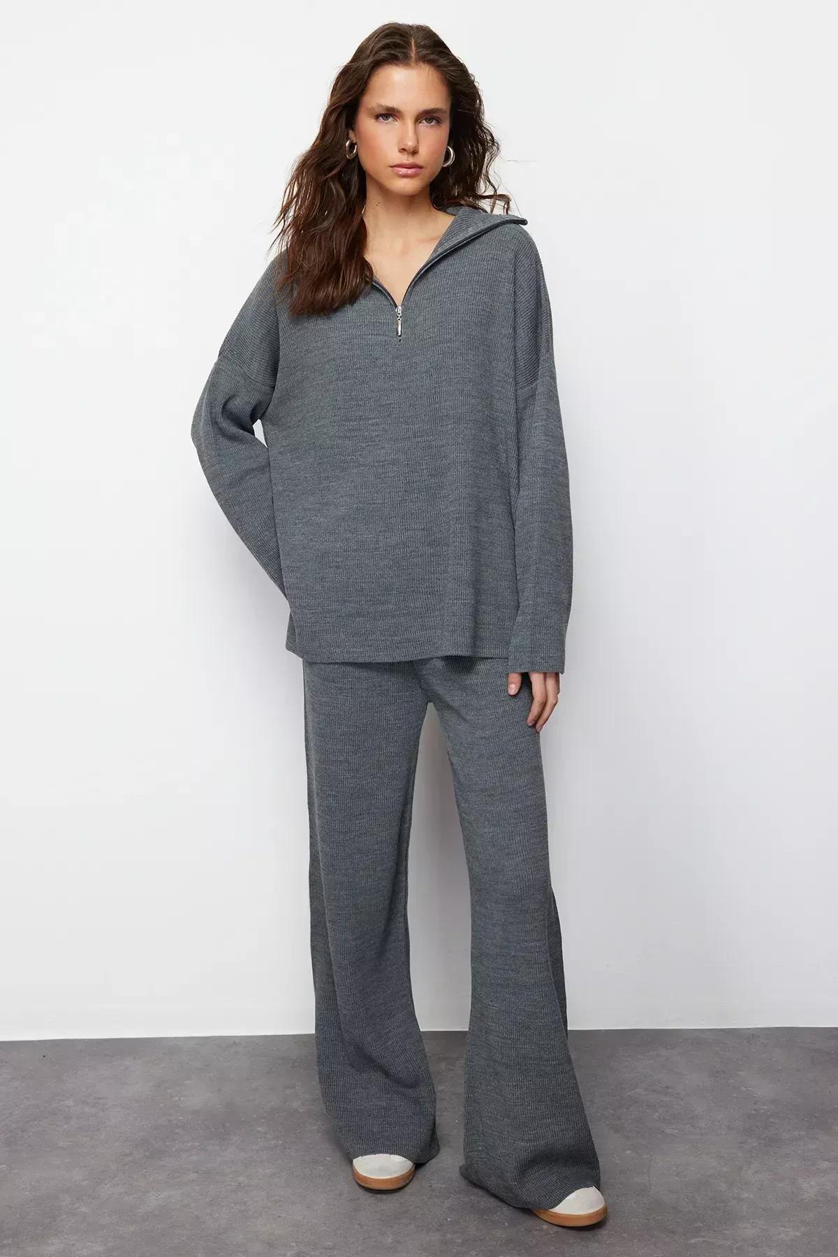 Grey Comfortable Cut Knitwear Co-Ord Set, C101_5662, large image number 0