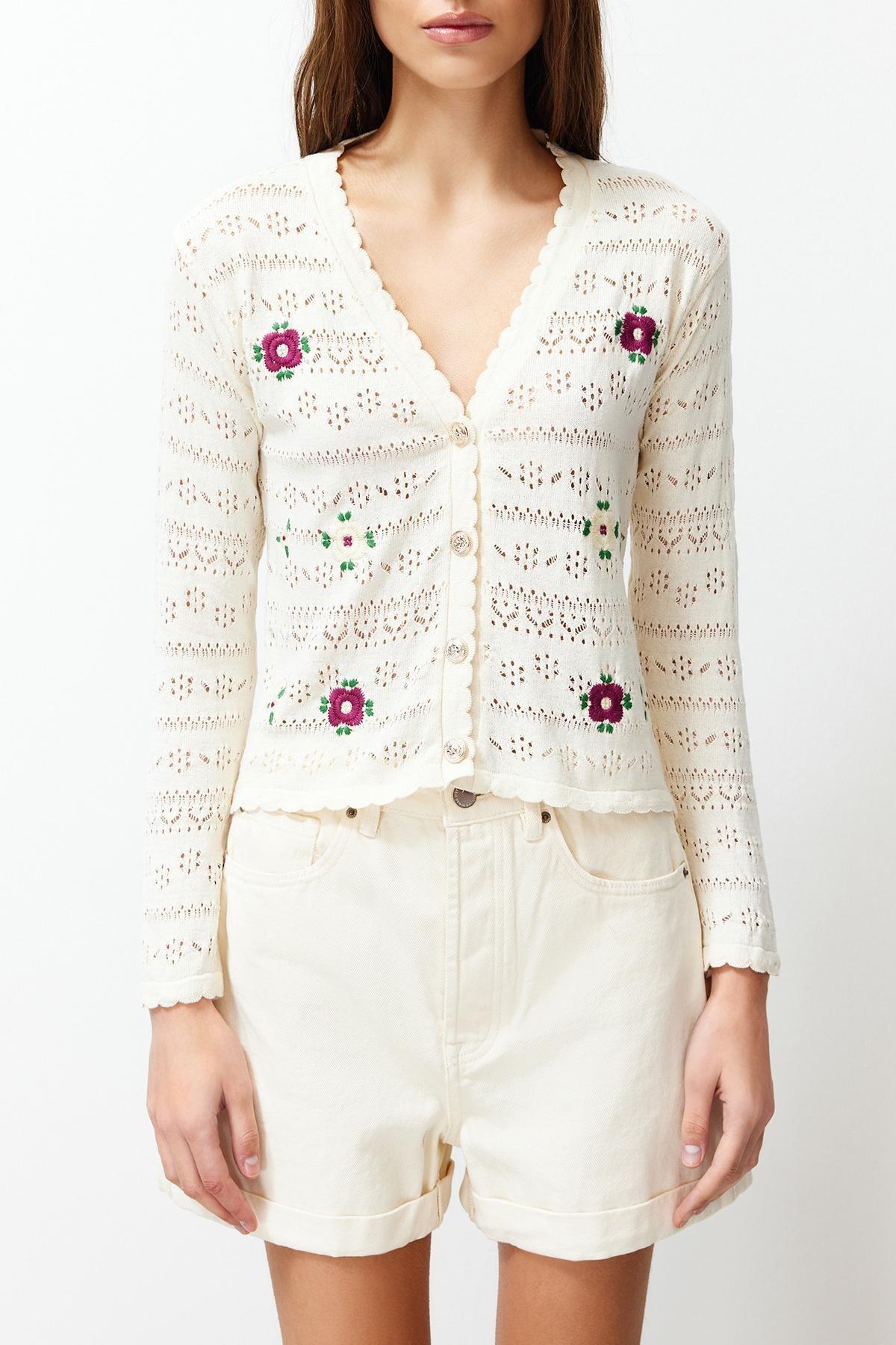 Ecru Embroidered Openwork Cardigan, Ecru, large image number 3