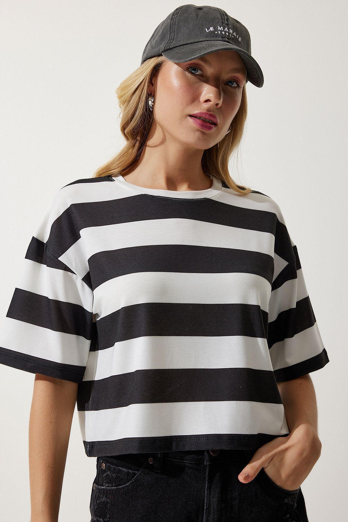Womens White Black Crew Neck Striped Crop Knitted T-Shirt HF00452, single, , large image number 1