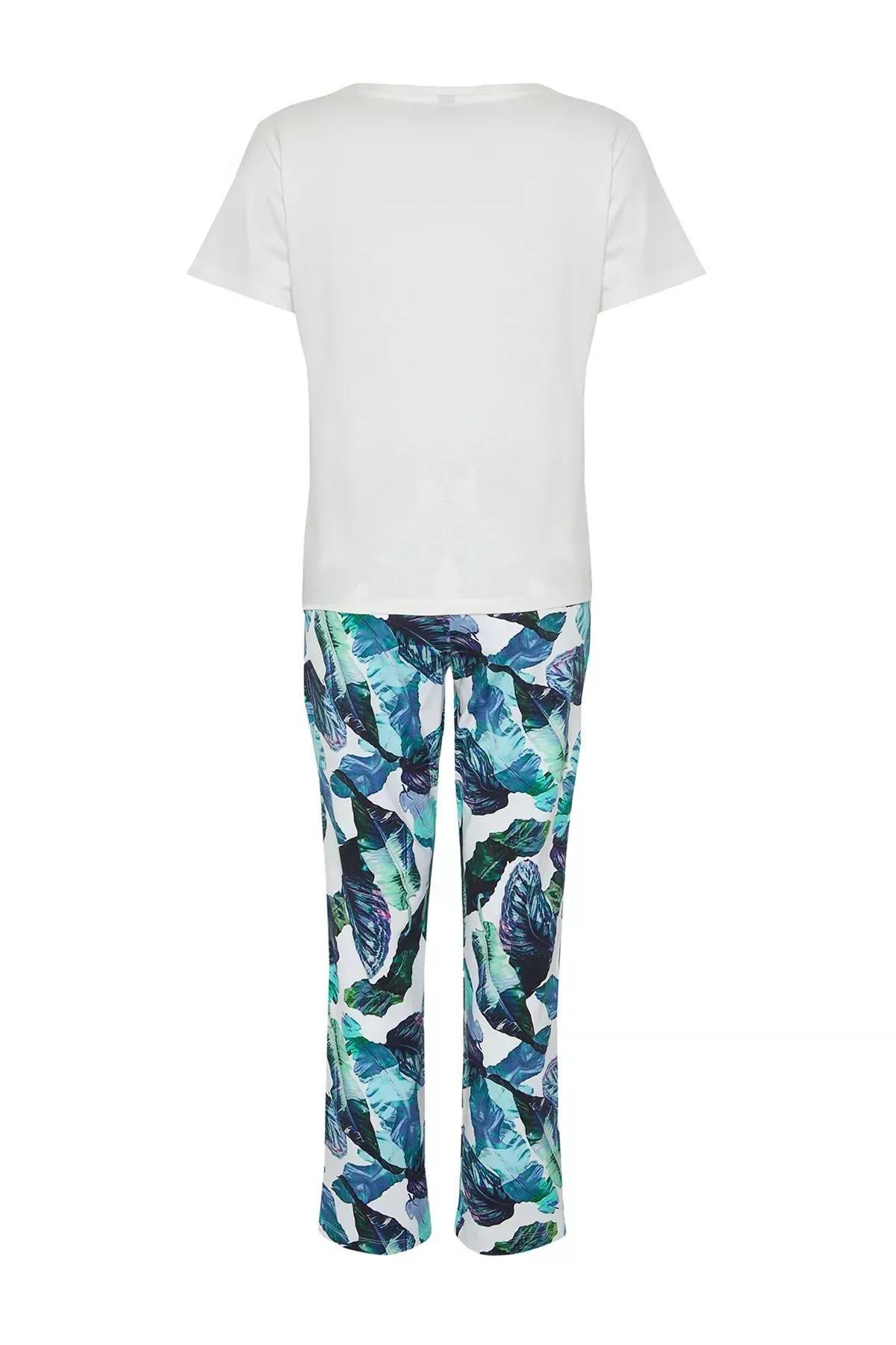 White Floral Knitted Pyjamas Set, , large image number 6