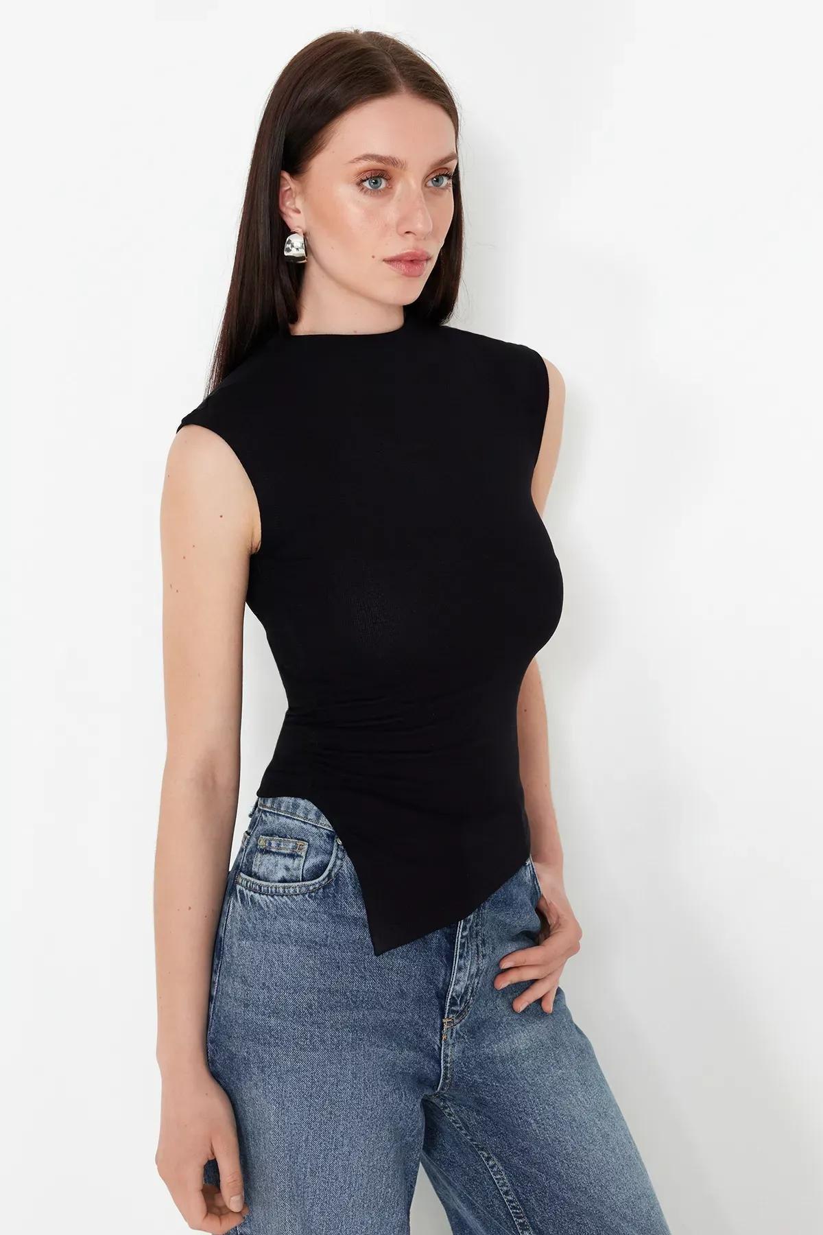 Black Fitted Asymmetrical Knitted Blouse, BLACK, large image number 2
