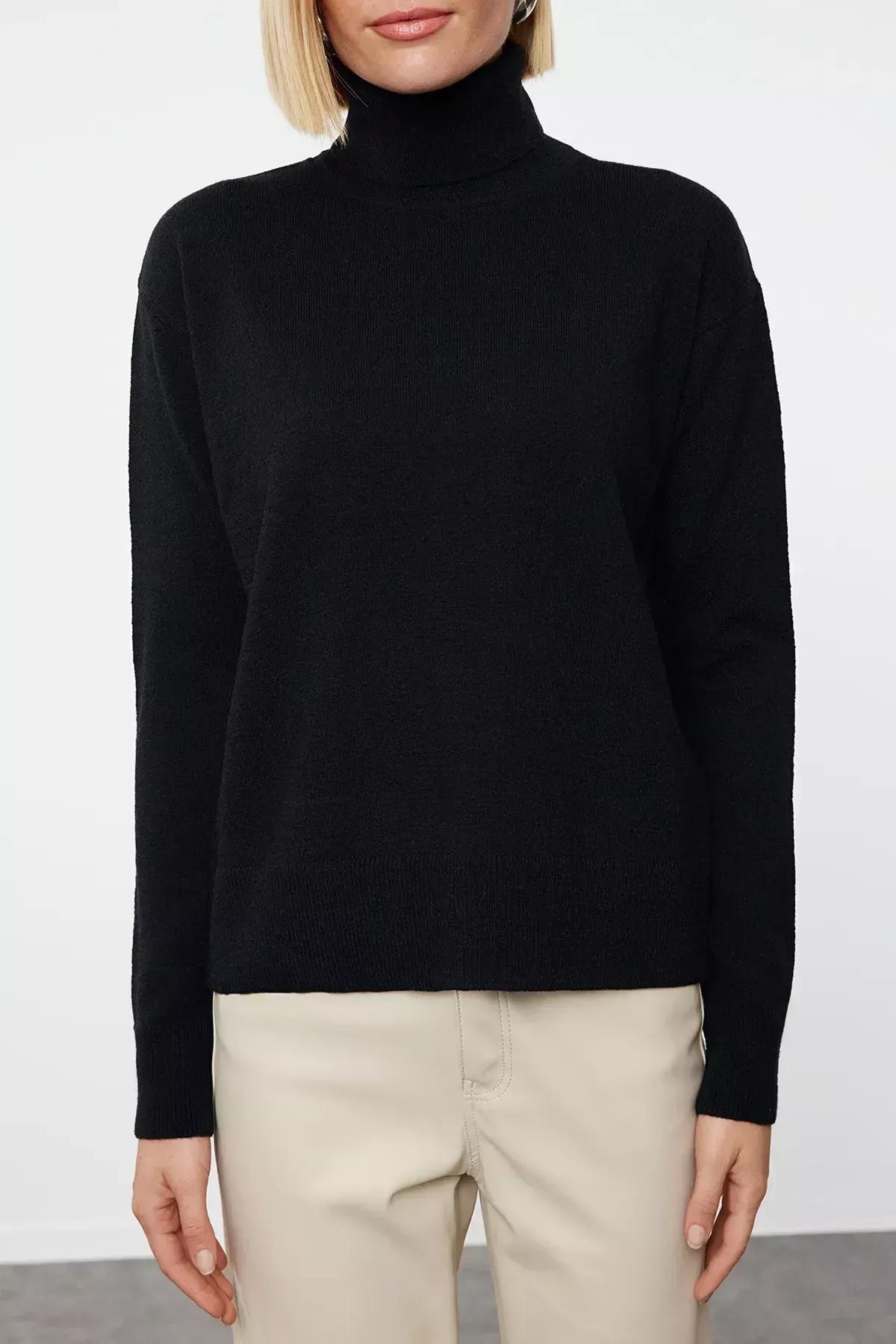 Black Plain Cropped Sweater, , large image number 3