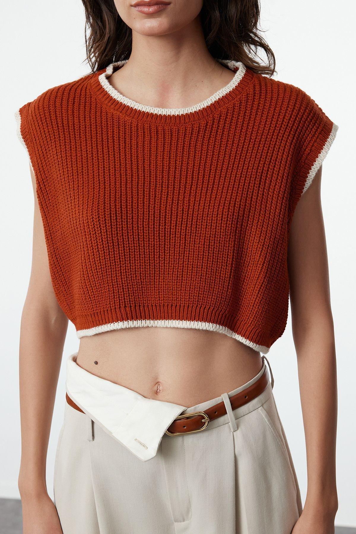 Red Plain Cropped Sweater, C101_569, large image number 1
