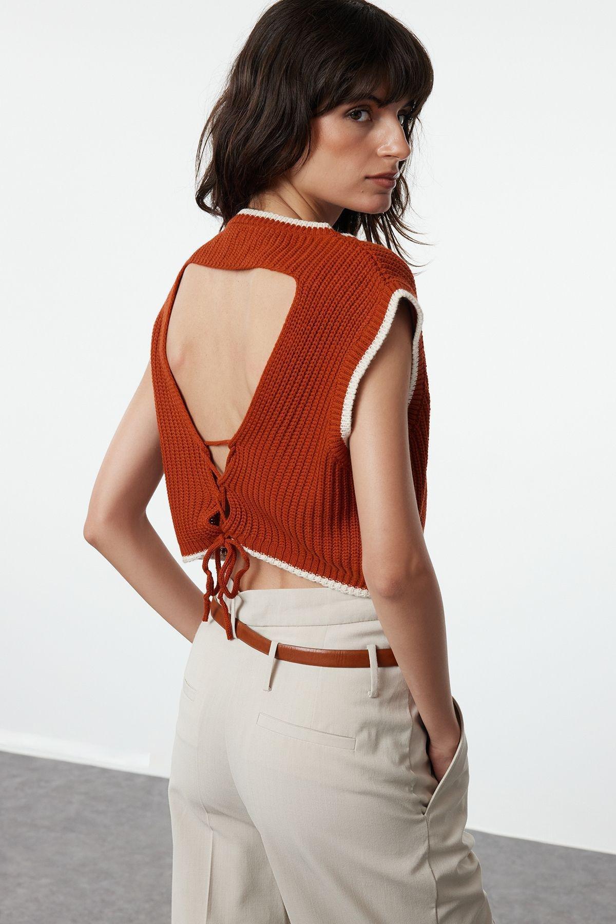 Red Plain Cropped Sweater, C101_569, large image number 3