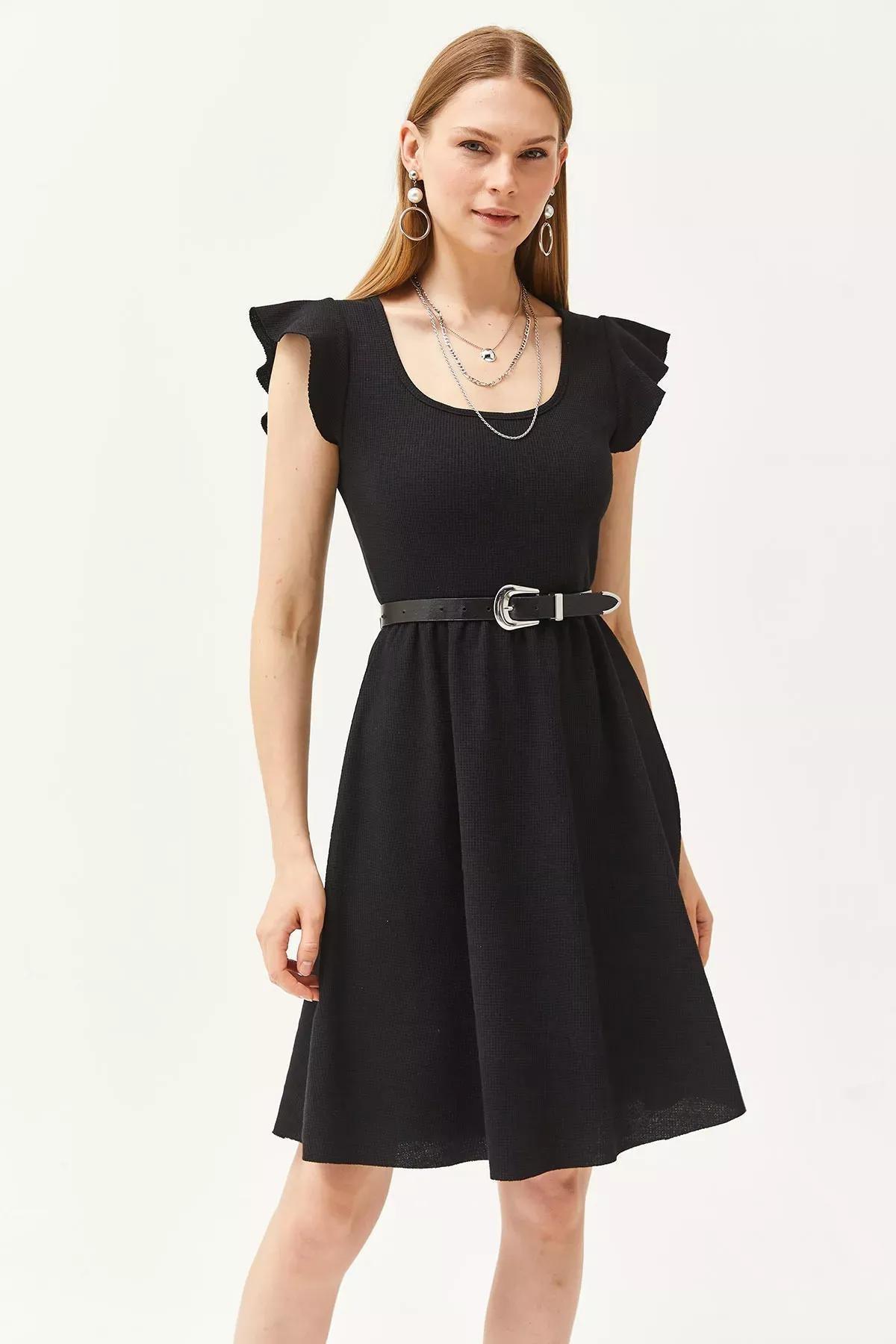 Black U-Neck Flared Dress, , large image number 4