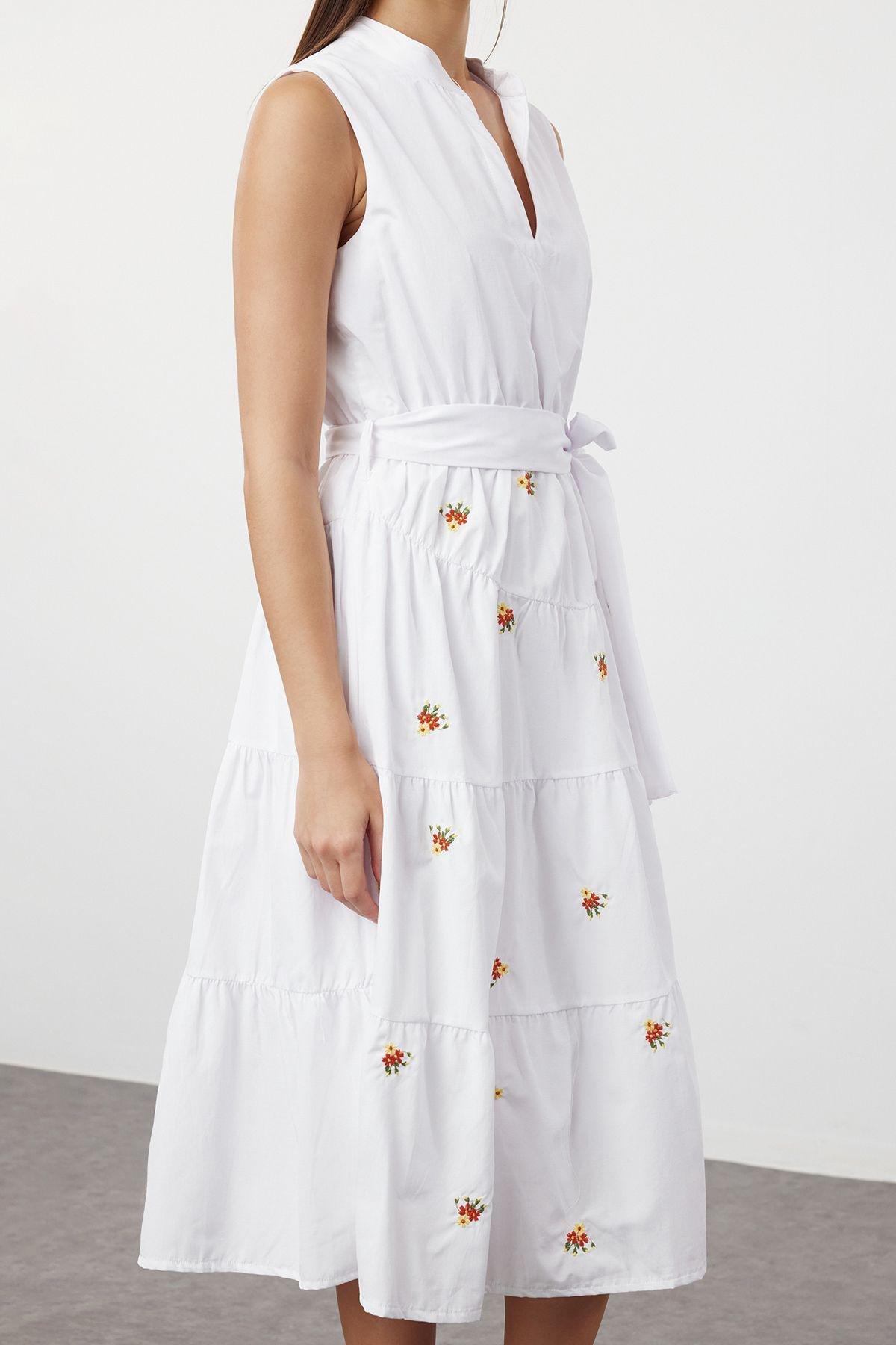 White Embroidered Midi Shirt Dress, , large image number 3