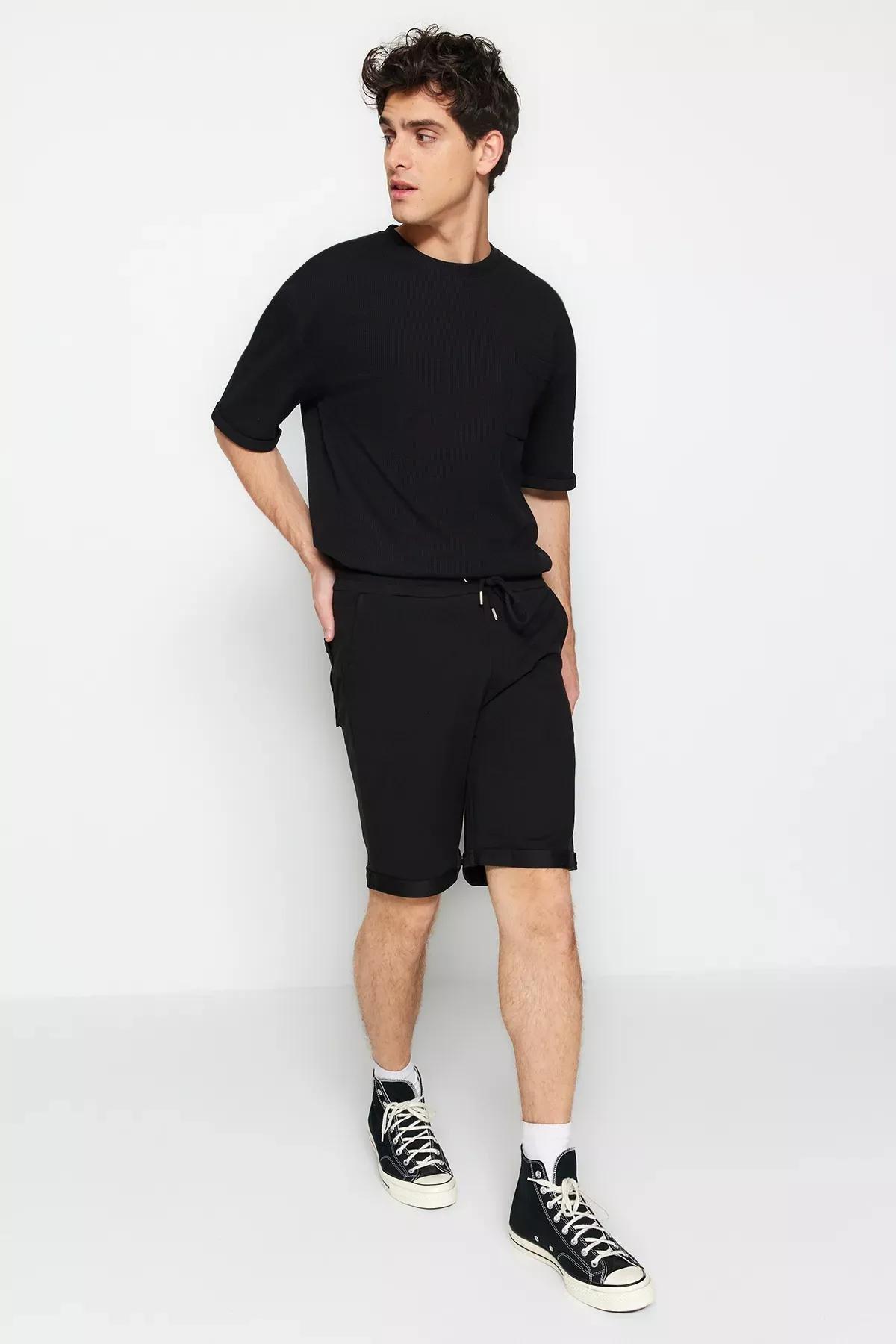 Black Normal Waist Shorts, , medium