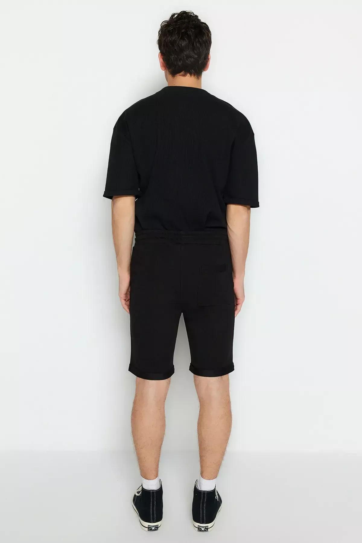 شورت بخصر متوسط الارتفاع، أسود, Black, large image number 6