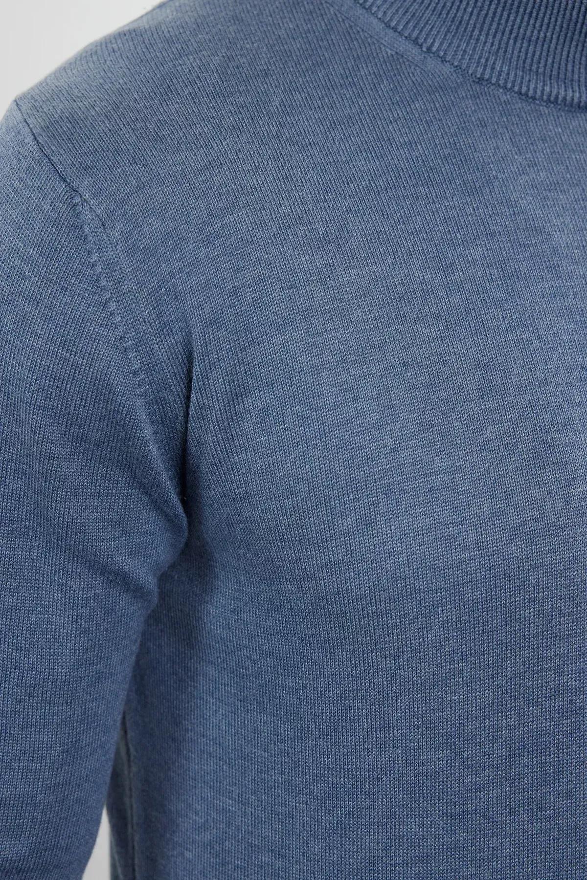 Blue Solid Casual Sweater, , large image number 3