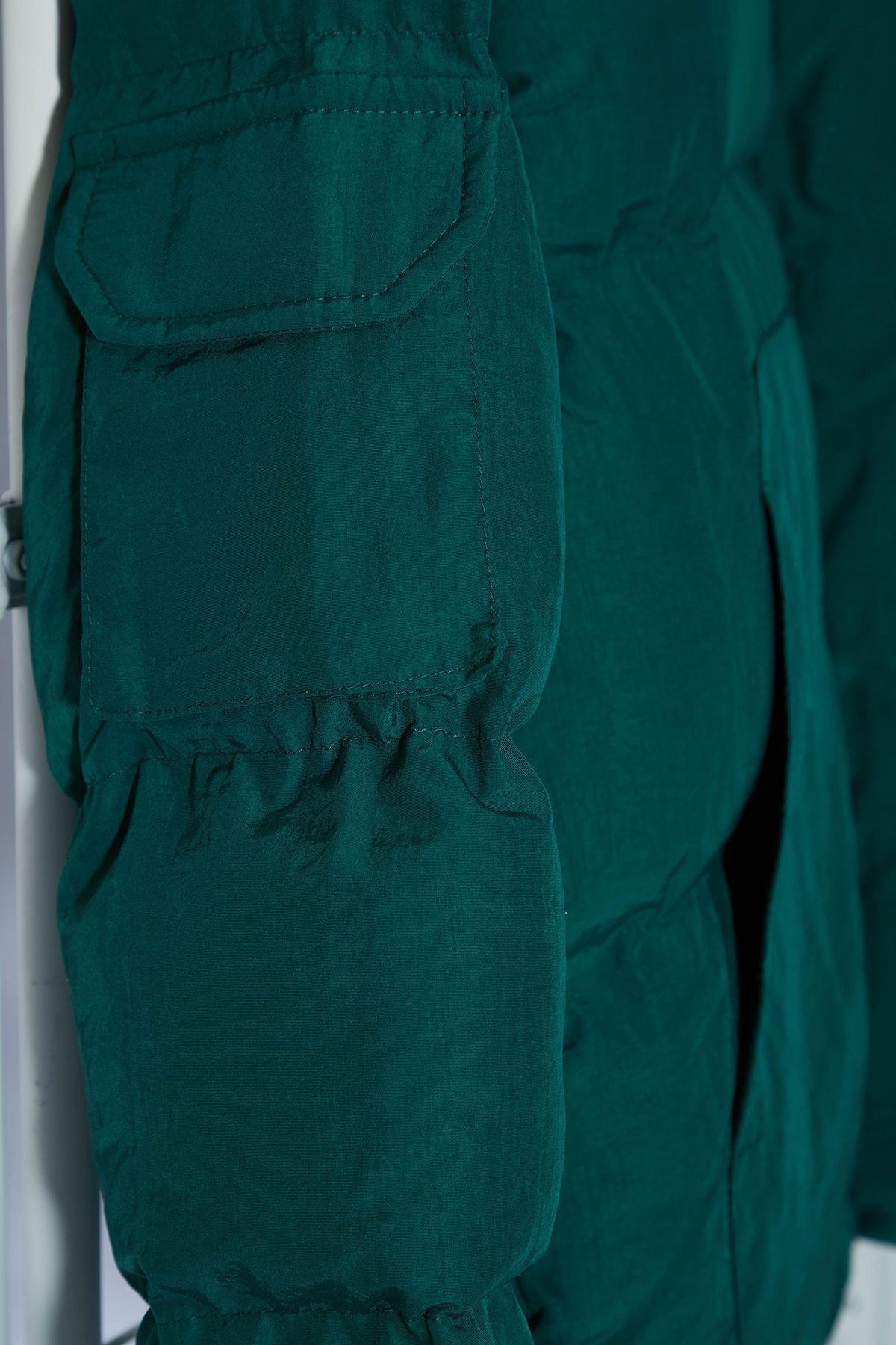 Green Taslan Relaxed Winter Puffer Coat, , large image number 6