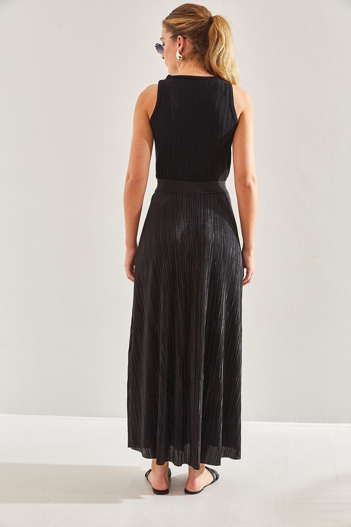 Black Elastic Waist Flared Skirt, , medium