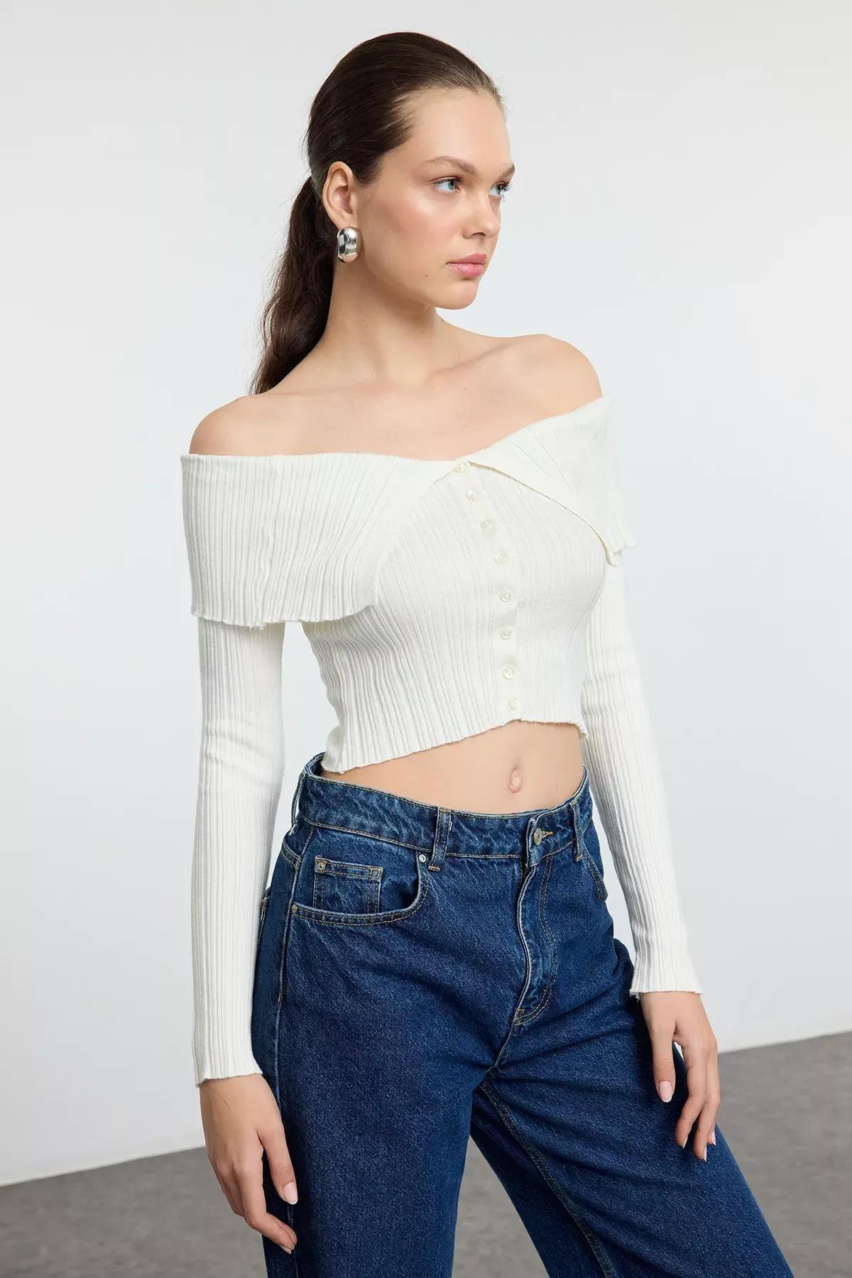 Beige Premium Yarn Crop Cardigan, Ecru, large image number 1
