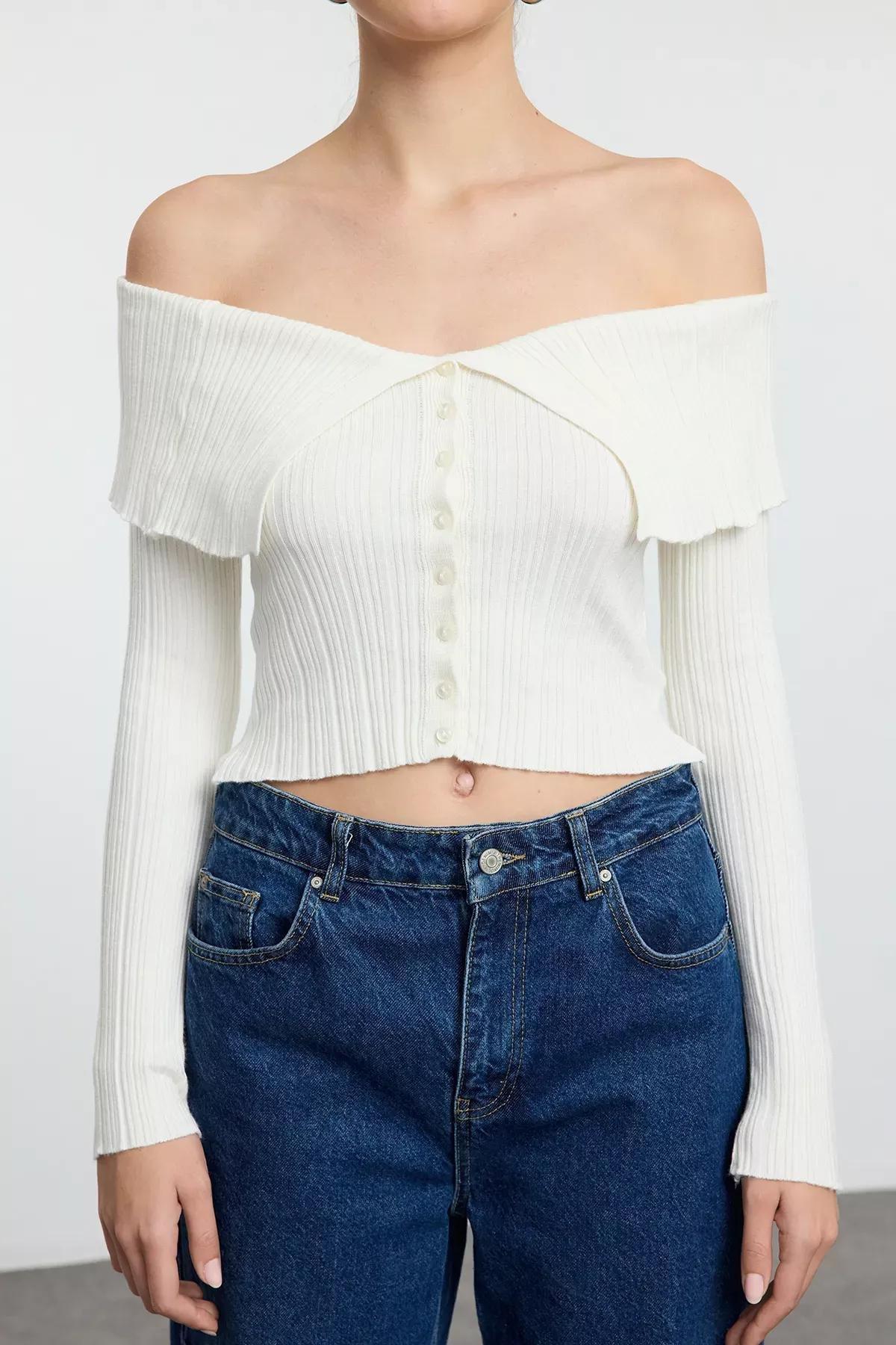 Beige Premium Yarn Crop Cardigan, Ecru, large image number 2