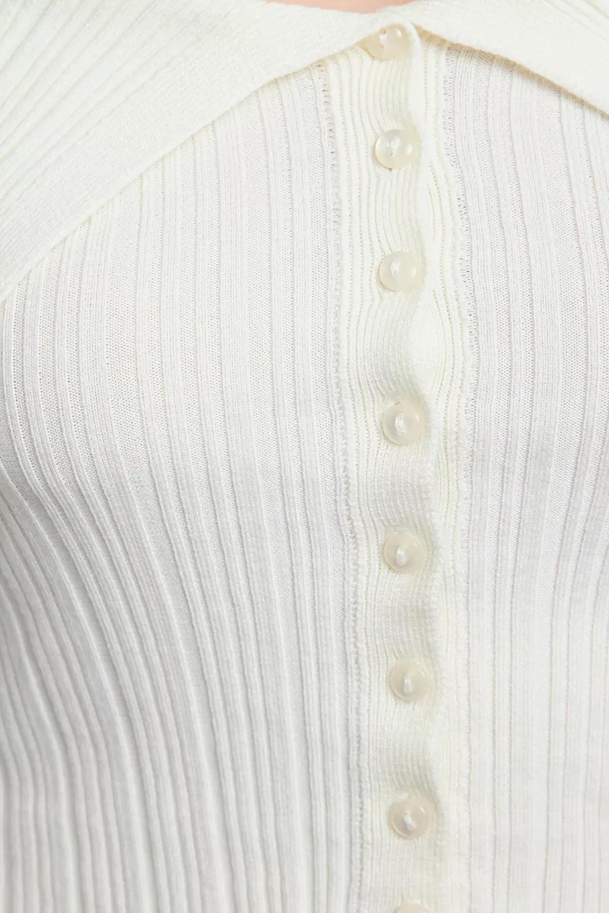 Beige Premium Yarn Crop Cardigan, Ecru, large image number 3