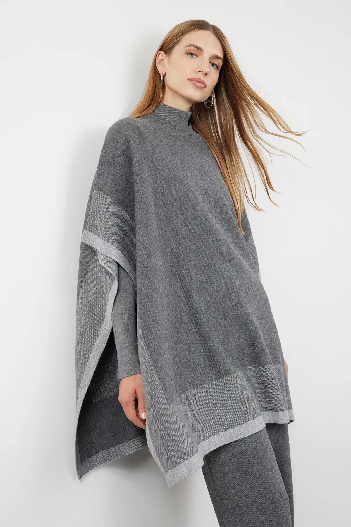 Grey Colorblock Knit Poncho Set, Grey, large image number 1