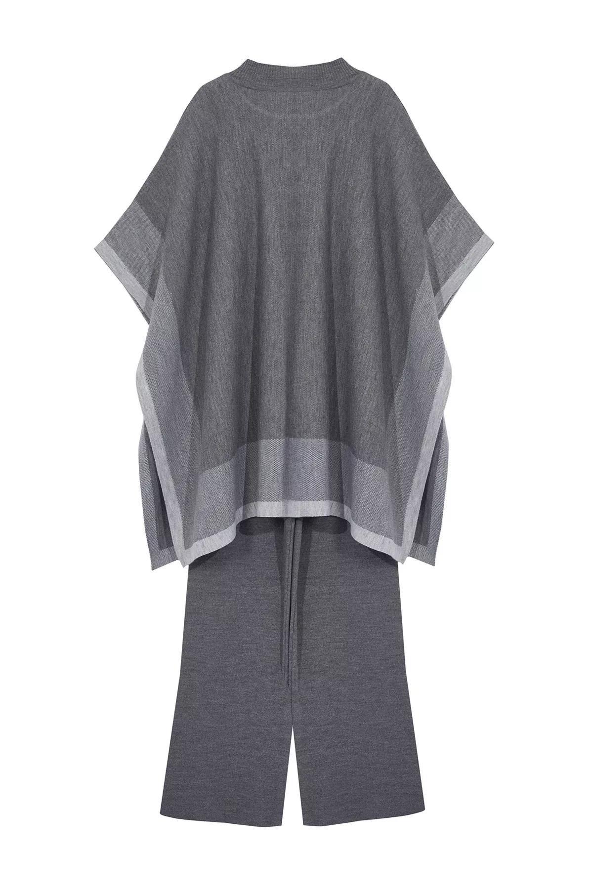 Grey Colorblock Knit Poncho Set, Grey, large image number 5