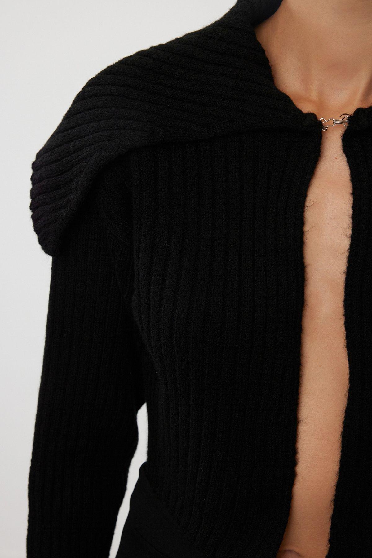 Black Super Crop Soft Textured Knit Cardigan TWOAW25HI00093, BLACK, large image number 3