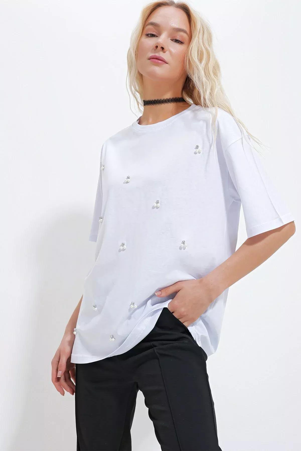 Womens White Crew Neck Oversize Pearl and Stone Embroidered T-Shirt ALC-X11964, single, White, large image number 0