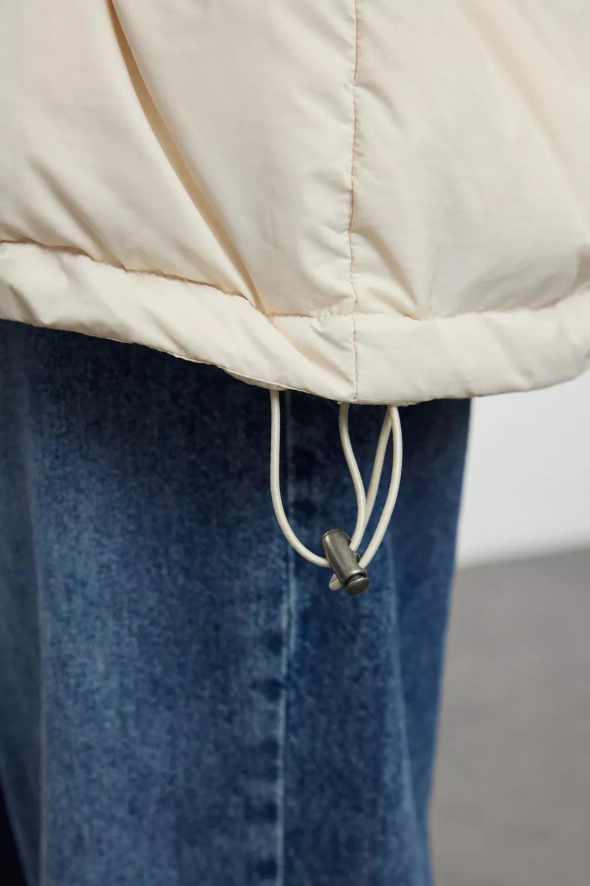 Beige Oversize Hooded Puffer Jacket, , large image number 3