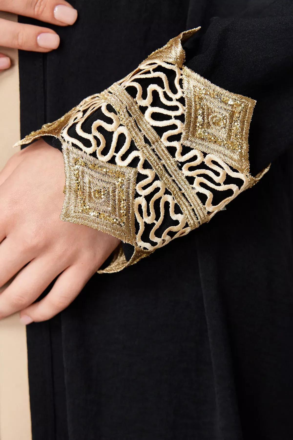 Black Gold Brode Abaya with Cap, , large image number 2