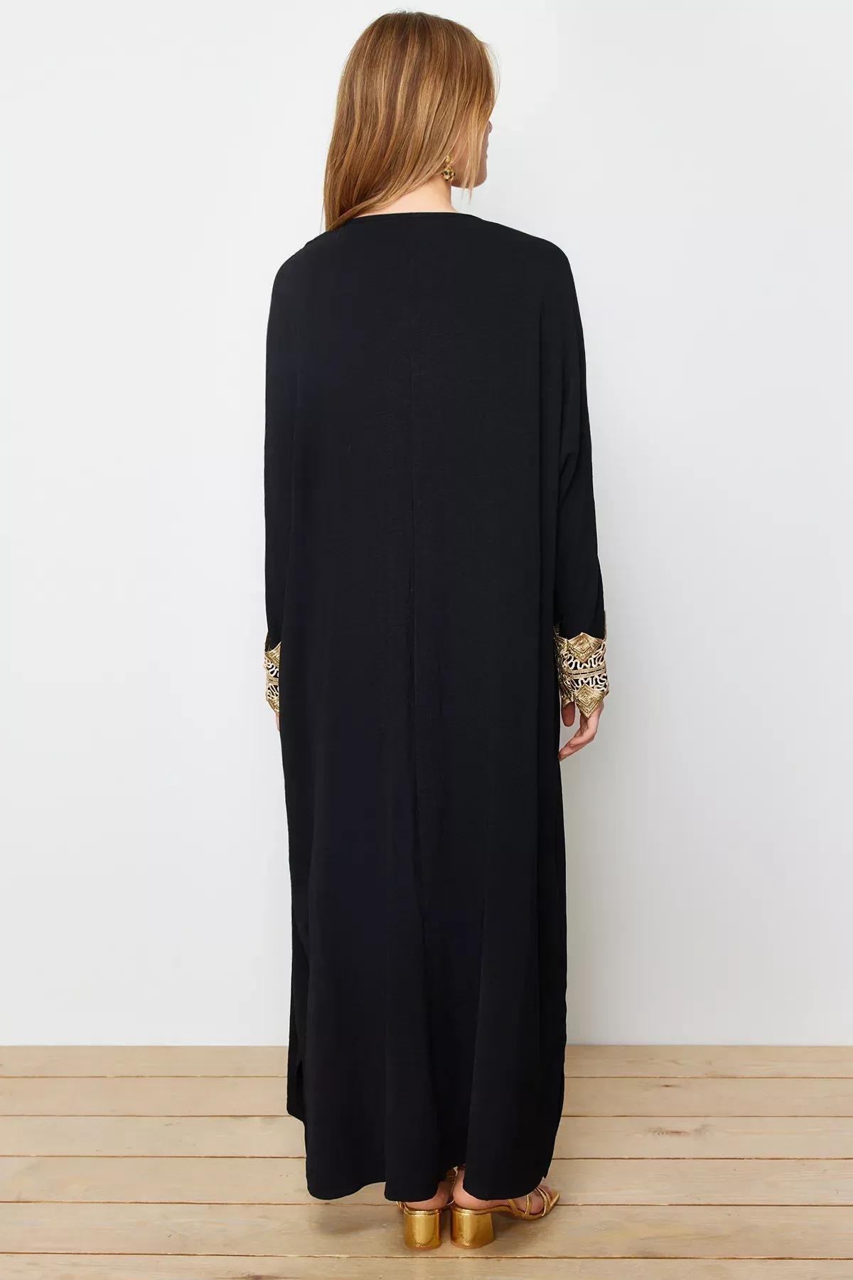 Black Gold Brode Abaya with Cap, , large image number 4