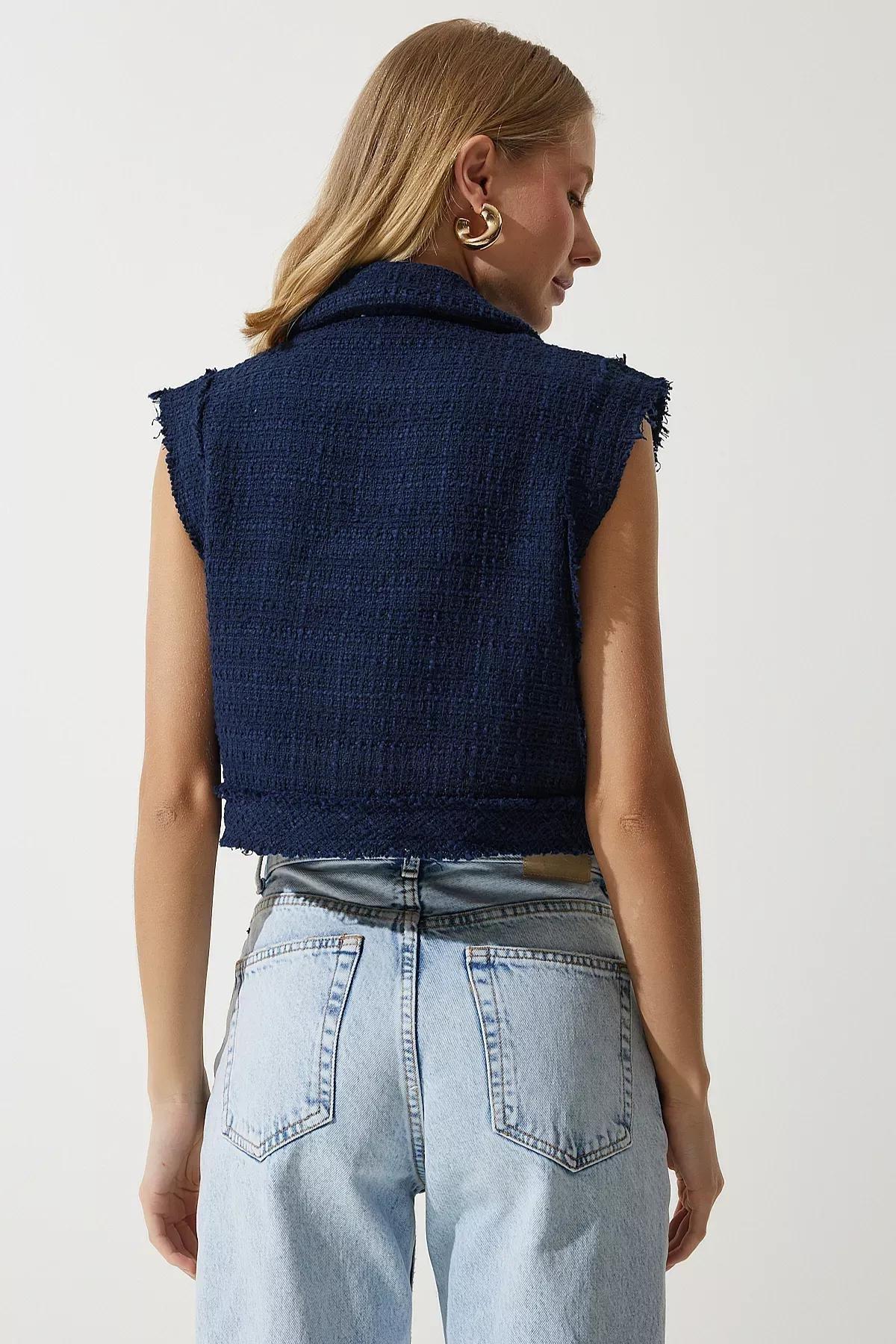 Navy Buttoned Patterned Crop Vest, Navy blue, large image number 4