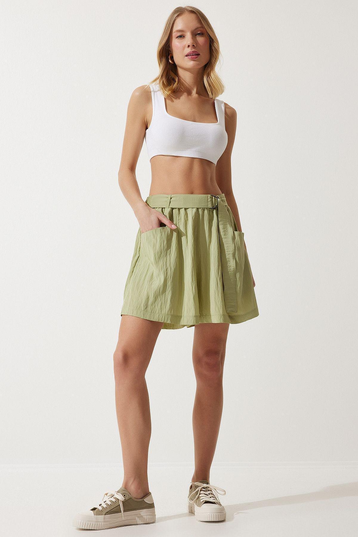 Womens Green Belted City Length Woven Shorts RC00154, single, , large image number 4