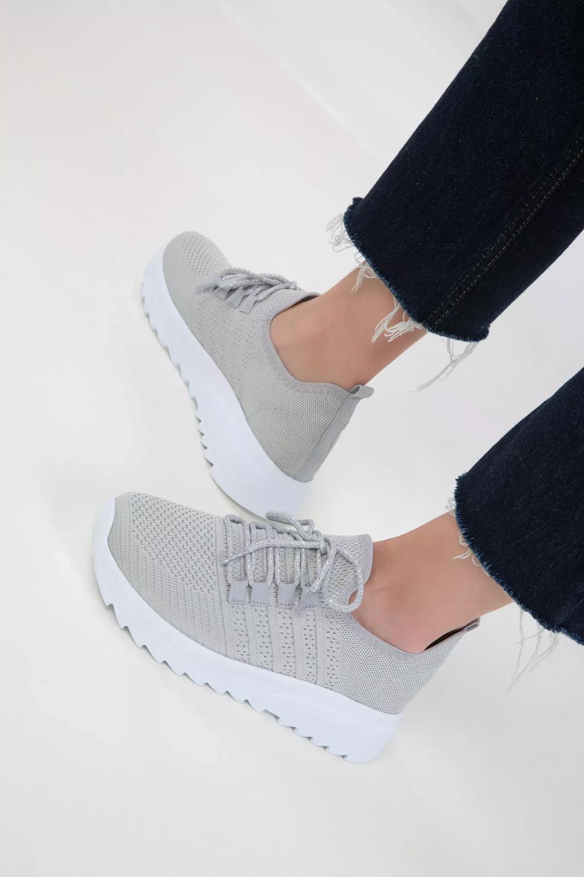 White Sneakers, , large image number 0