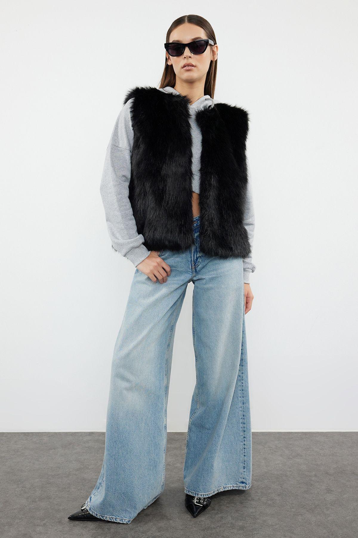 Black Oversize Winter Vest, BLACK, large image number 0