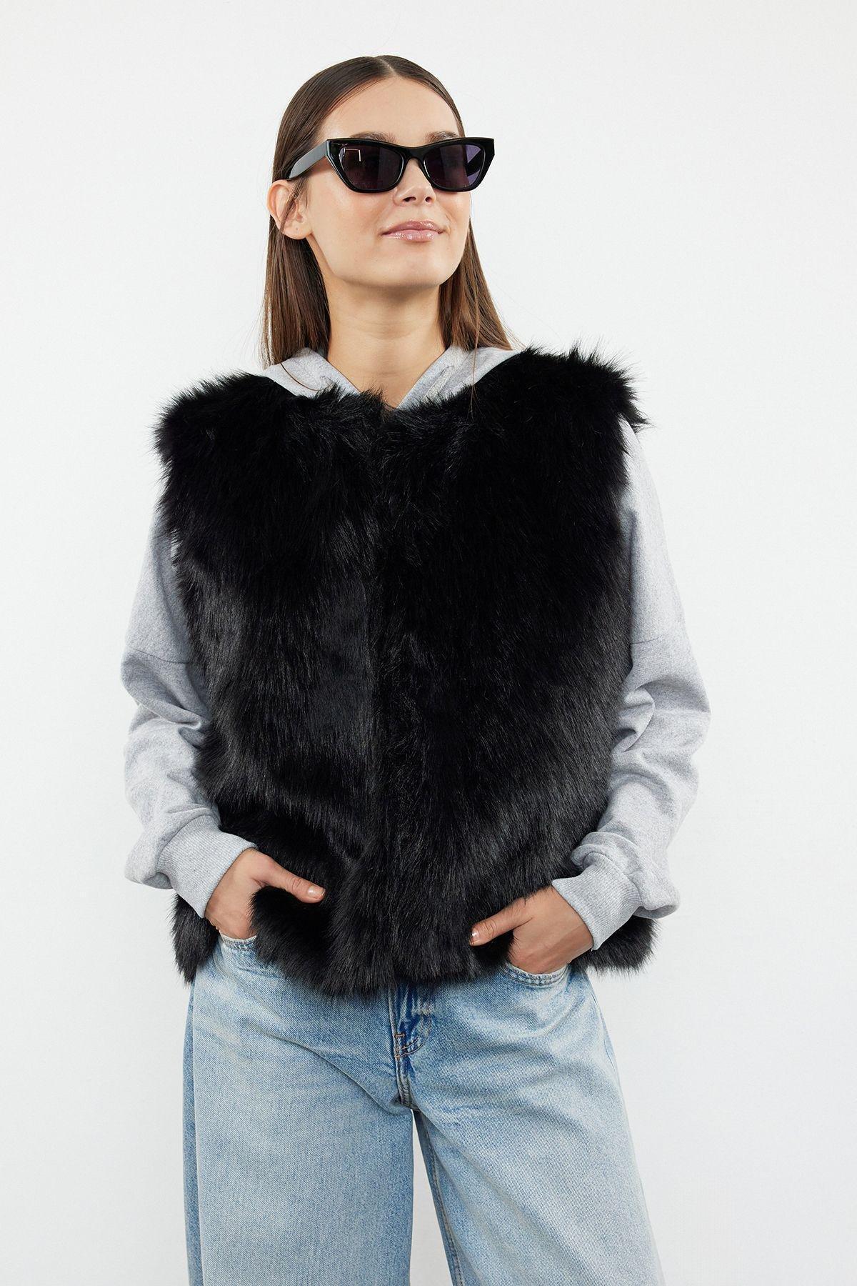 Black Oversize Winter Vest, BLACK, large image number 2
