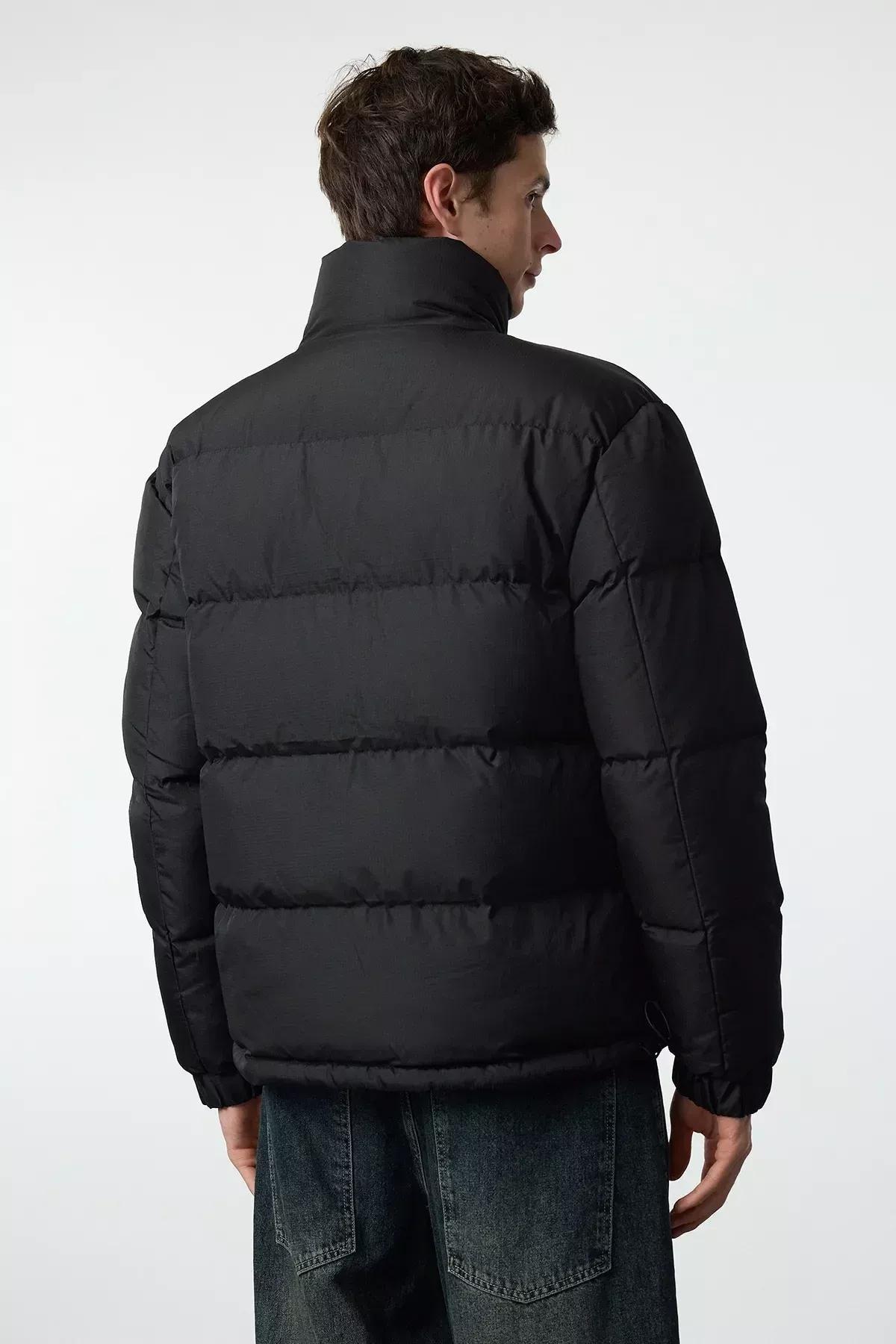 Black Regular Fit Puffer Winter Coat, BLACK, large image number 8