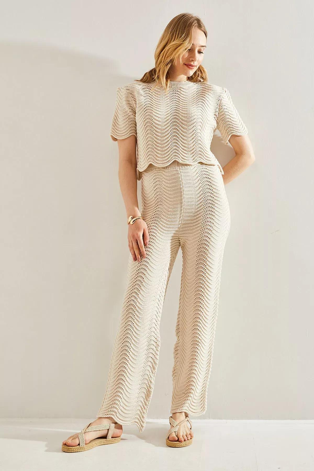 Cream knitwear bottom top suit, Cream, large image number 2