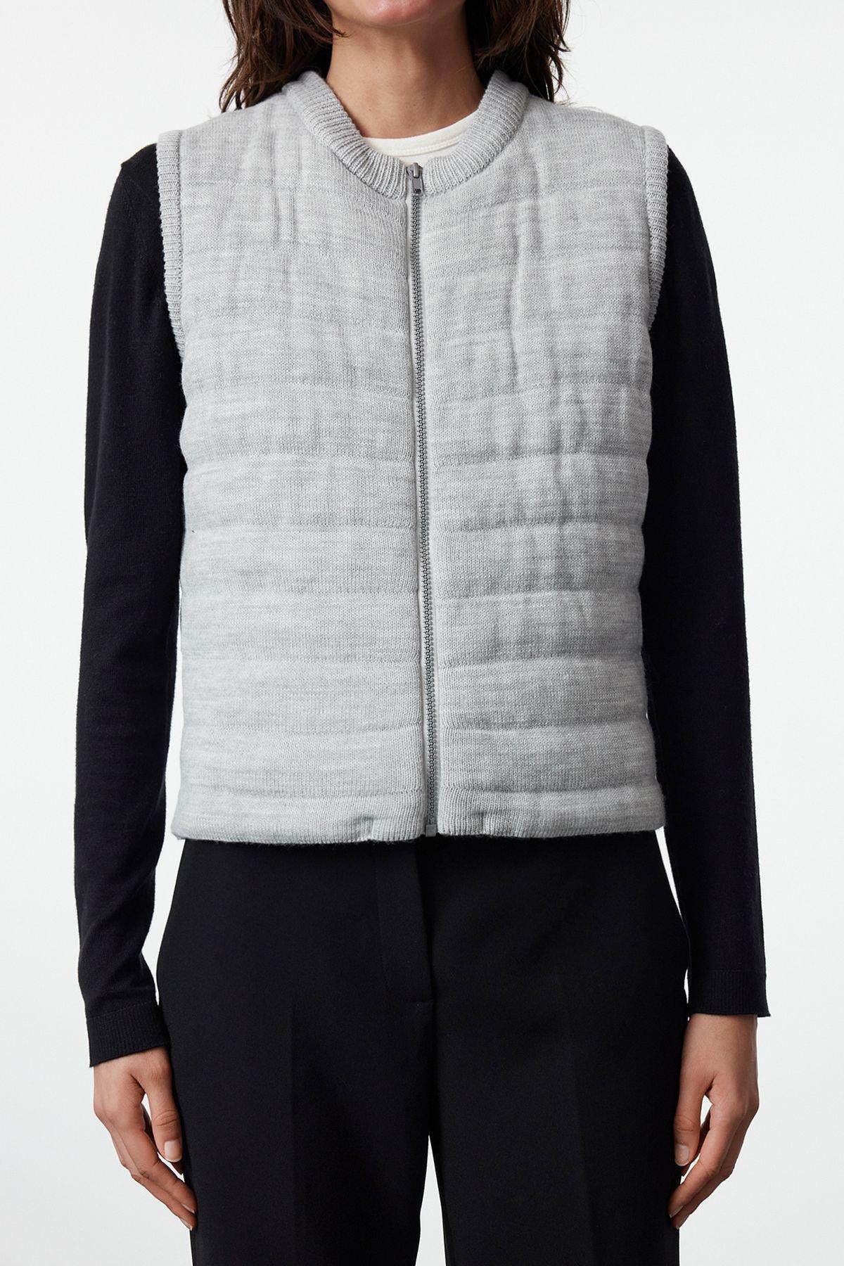 Grey Melange Zippered Crew Neck Puffer Knit Vest TWOAW25YE00020, C101_261, large image number 3