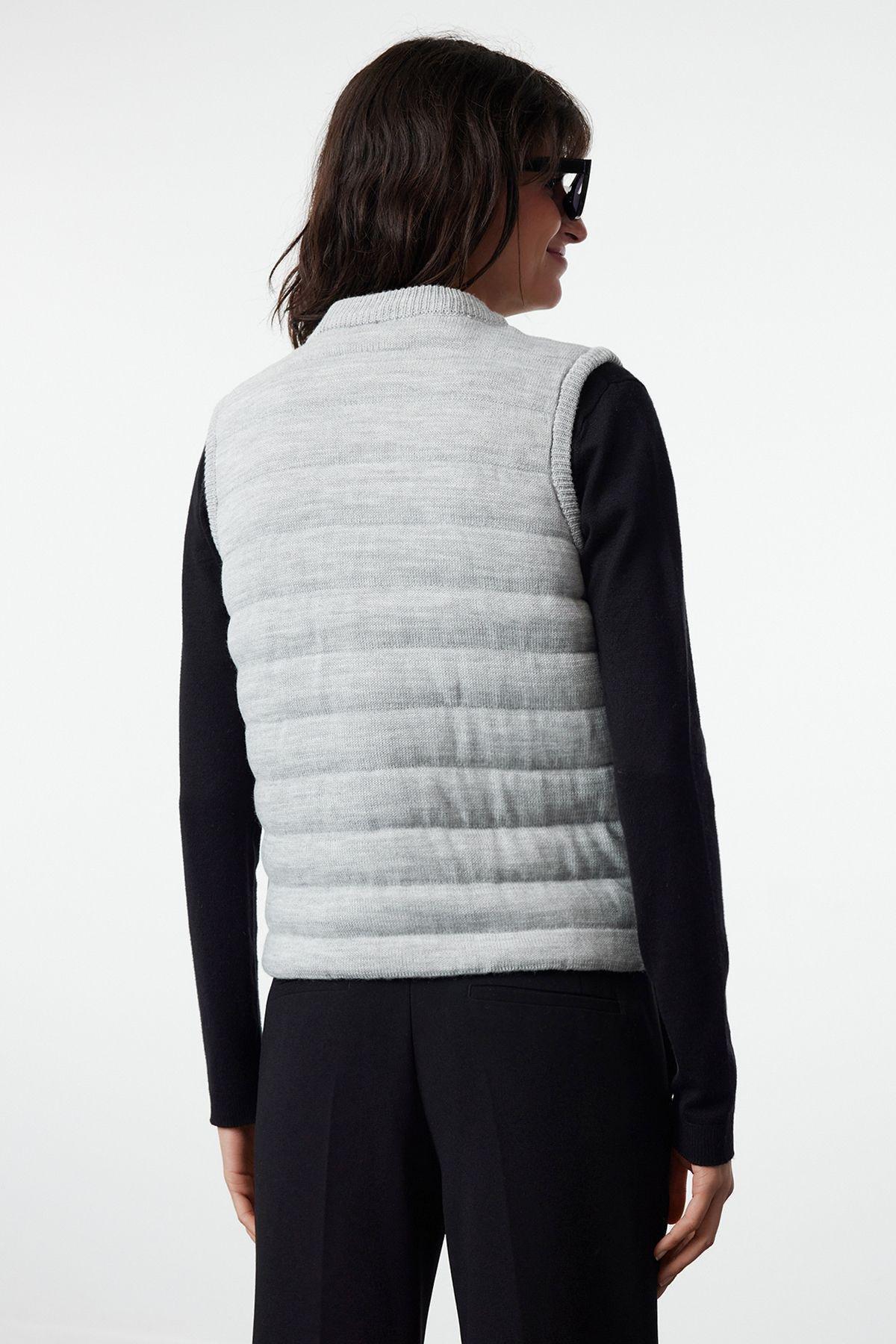 Grey Melange Zippered Crew Neck Puffer Knit Vest TWOAW25YE00020, C101_261, large image number 4