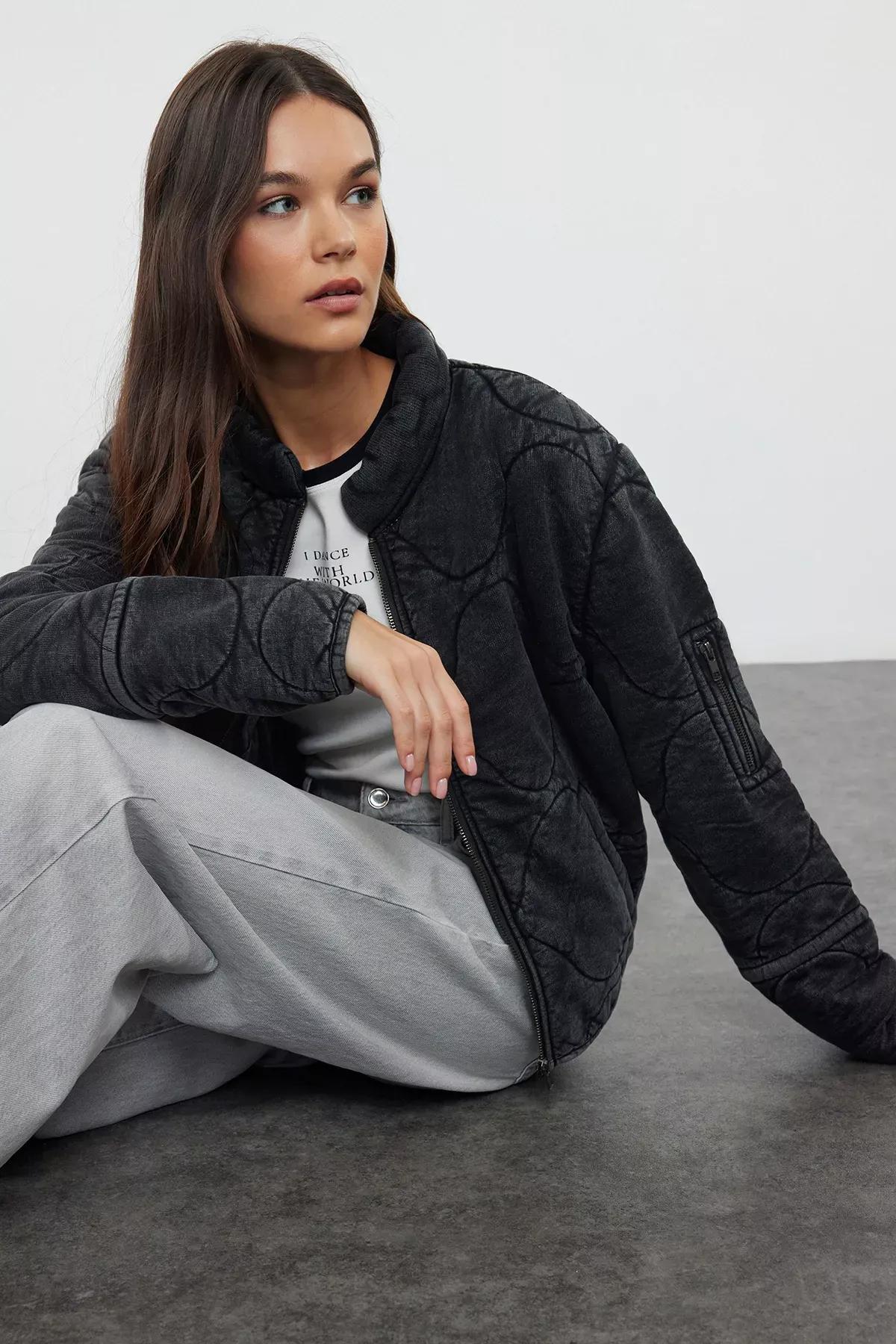 Grey Quilted Puffer Jacket, , large image number 3
